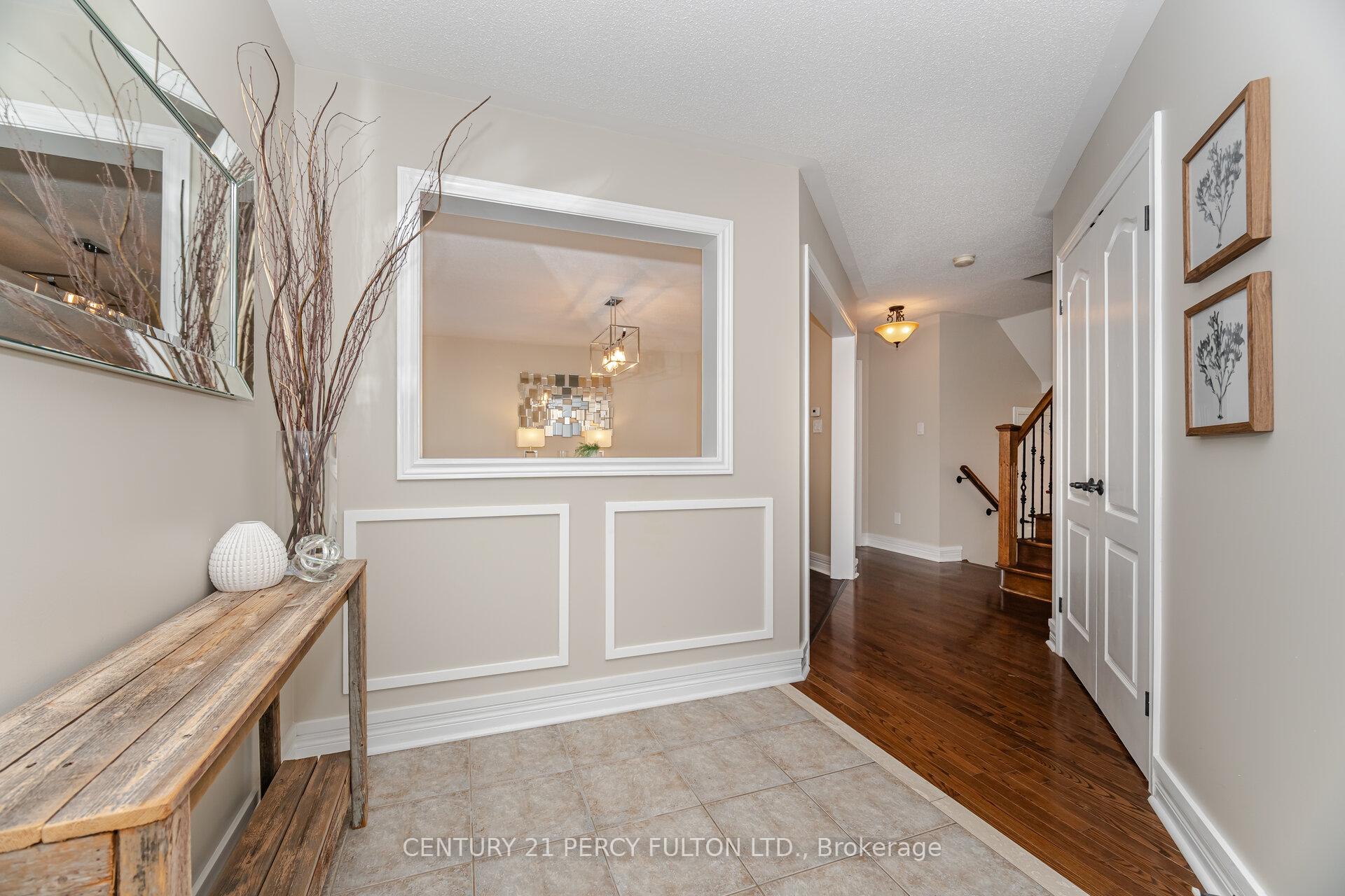Photo 4 of 50 Cottage Crescent, Whitby, Rolling Acres — HOMEH