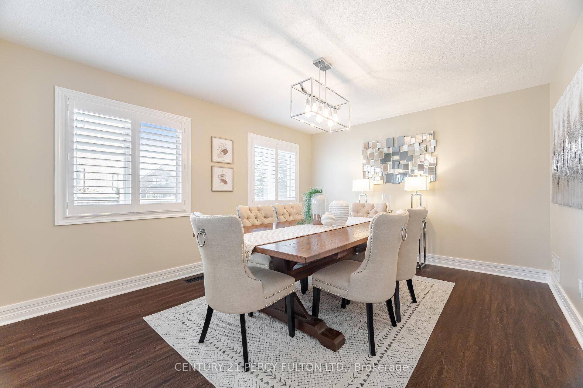 Photo 5 of 50 Cottage Crescent, Whitby, Rolling Acres — HOMEH