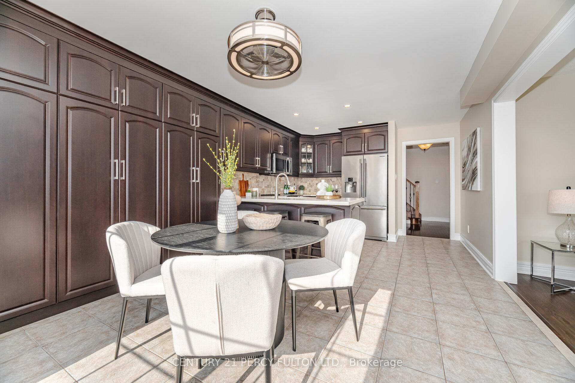 Photo 9 of 50 Cottage Crescent, Whitby, Rolling Acres — HOMEH