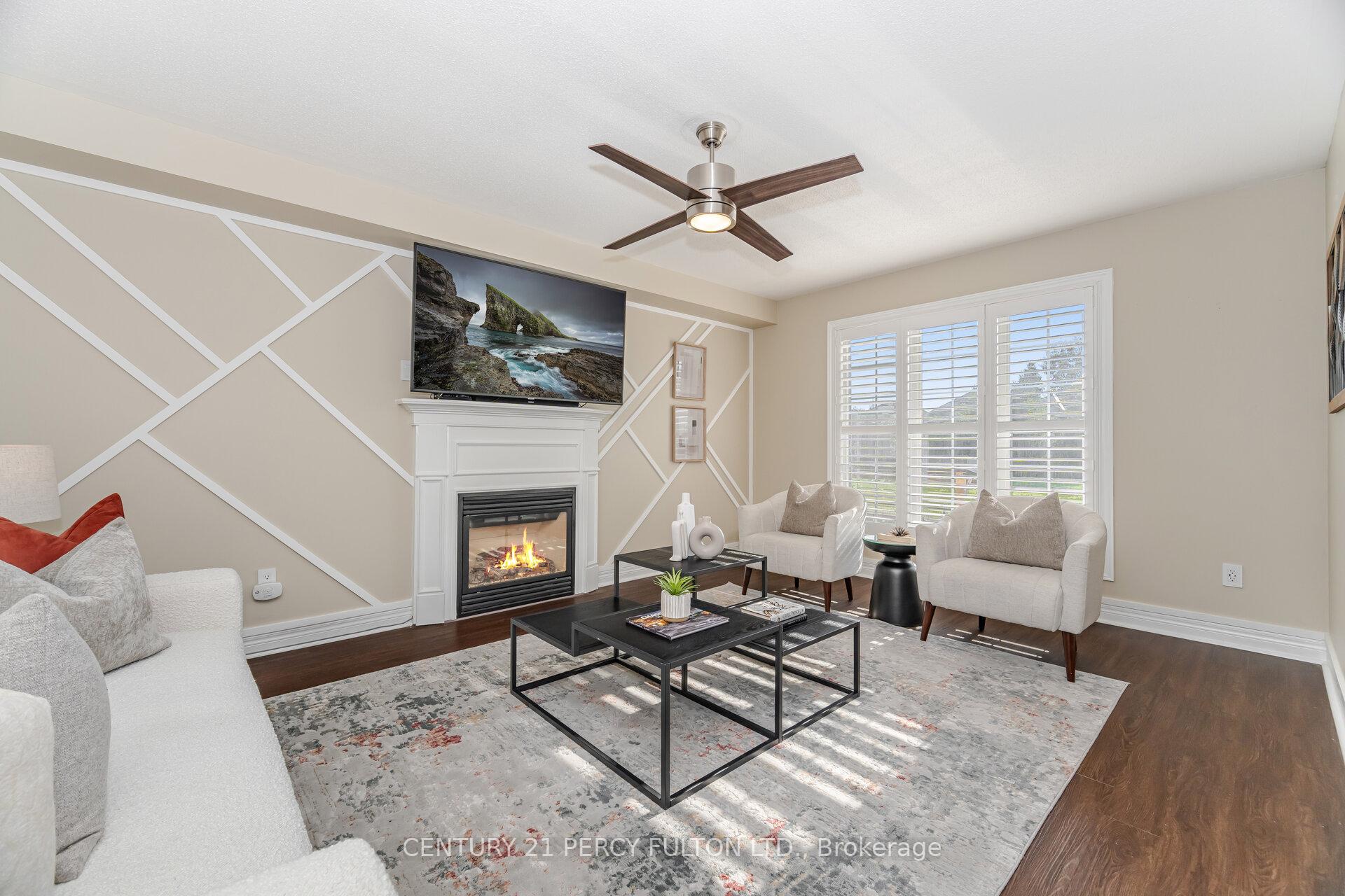 Photo 10 of 50 Cottage Crescent, Whitby, Rolling Acres — HOMEH