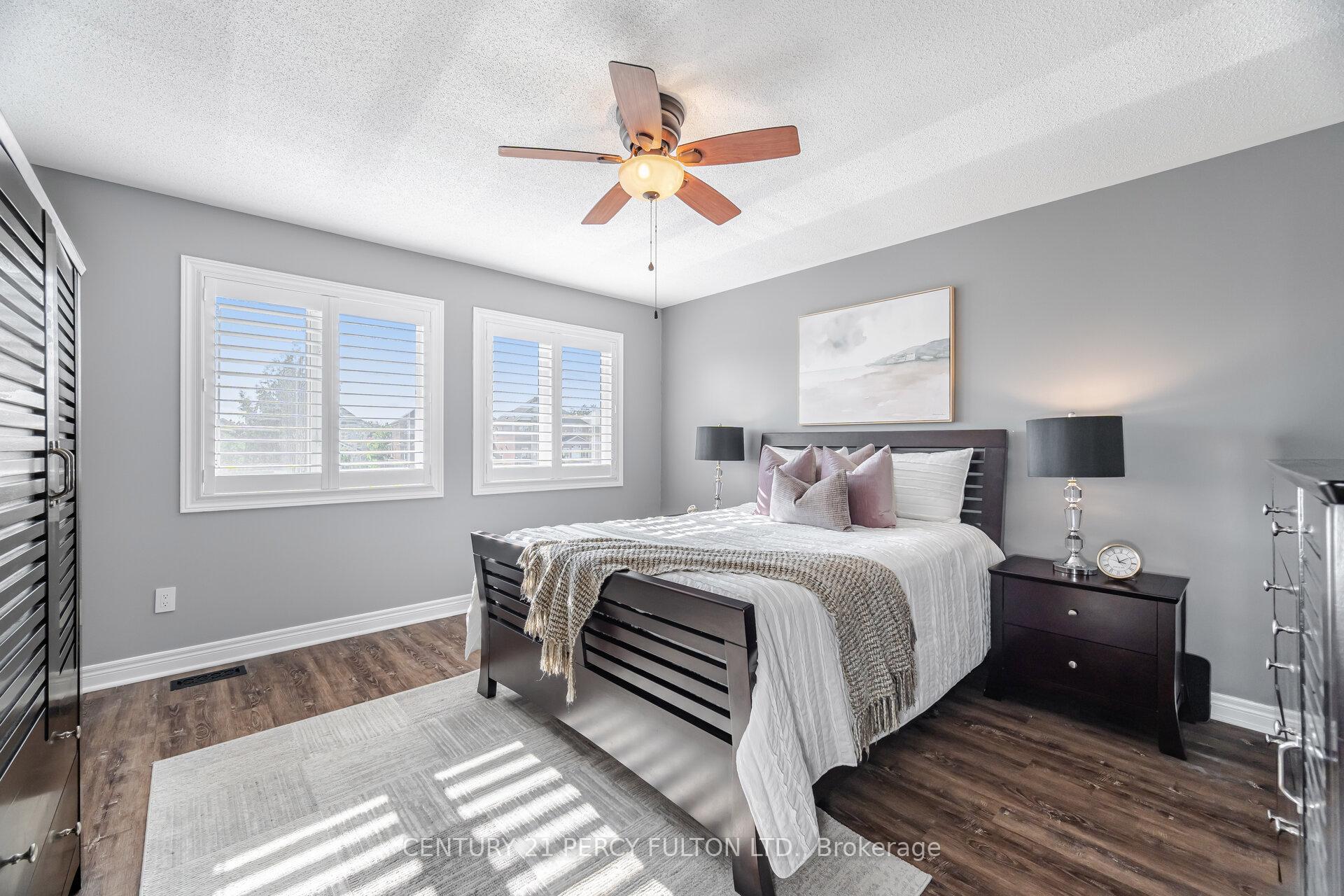 Photo 16 of 50 Cottage Crescent, Whitby, Rolling Acres — HOMEH