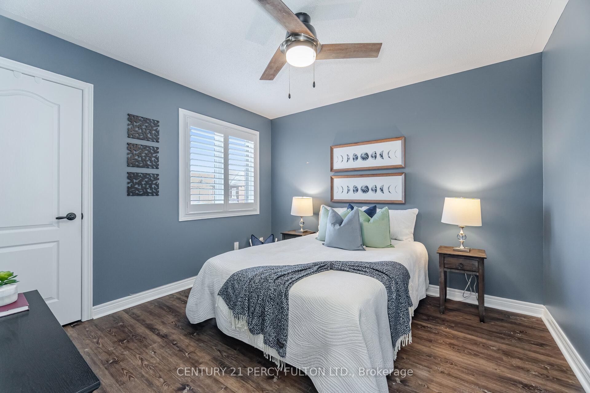 Photo 23 of 50 Cottage Crescent, Whitby, Rolling Acres — HOMEH
