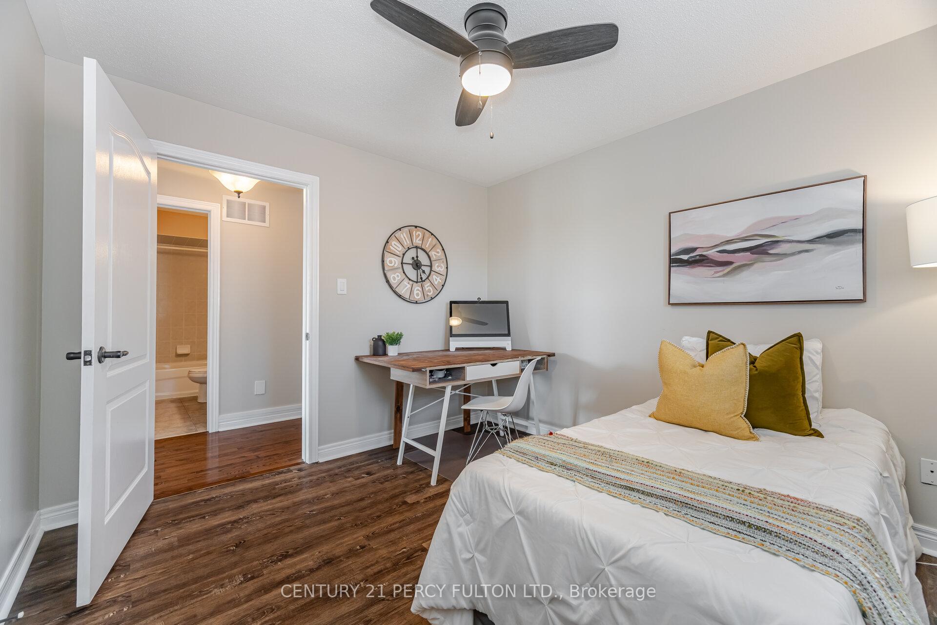 Photo 26 of 50 Cottage Crescent, Whitby, Rolling Acres — HOMEH