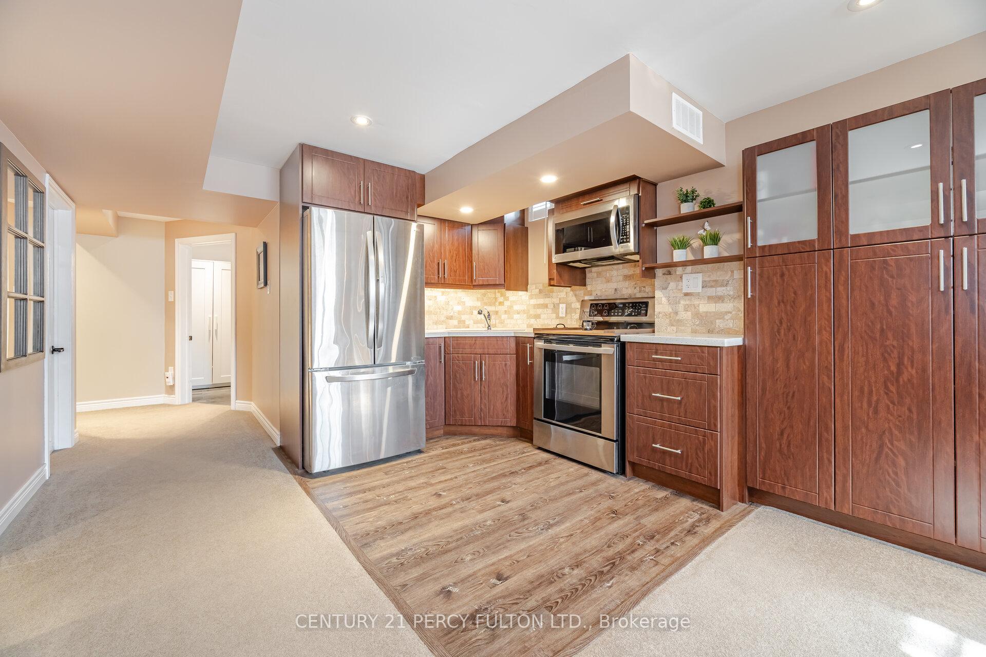 Photo 30 of 50 Cottage Crescent, Whitby, Rolling Acres — HOMEH