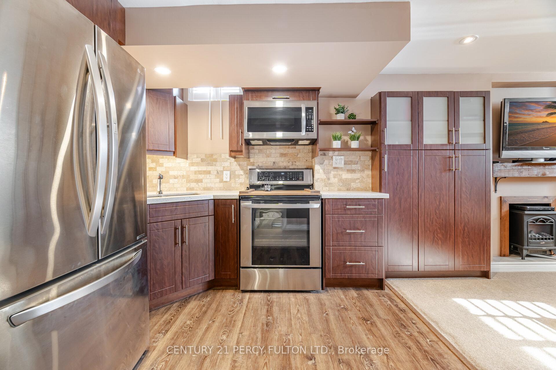 Photo 31 of 50 Cottage Crescent, Whitby, Rolling Acres — HOMEH