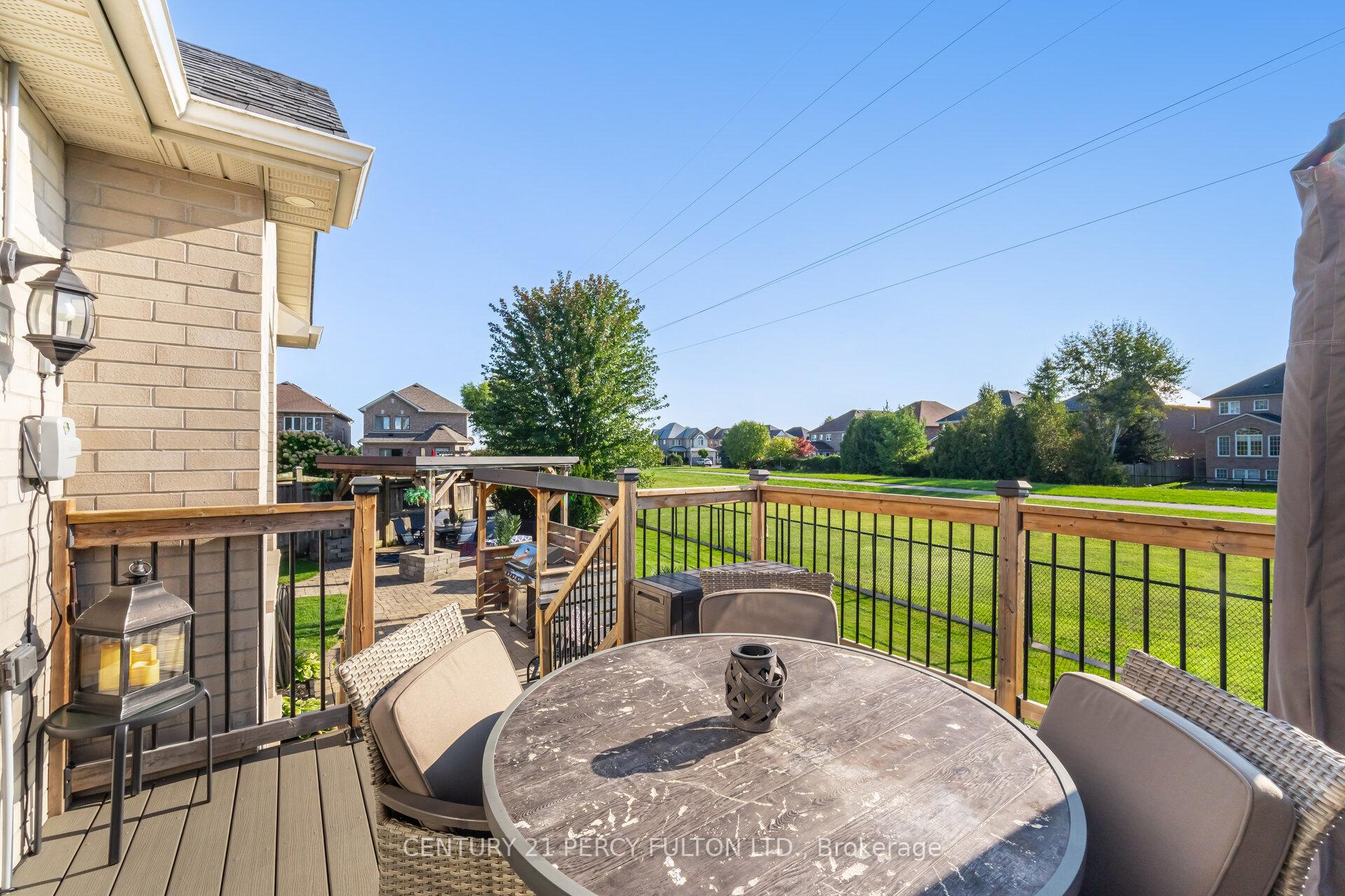 Photo 39 of 50 Cottage Crescent, Whitby, Rolling Acres — HOMEH