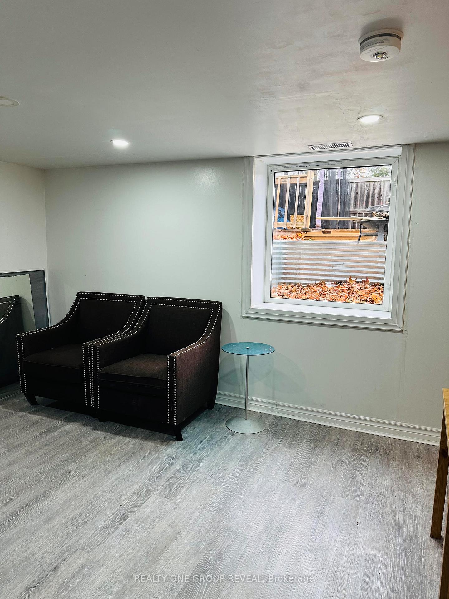 Photo 2 of Unit BSMT, 218 Rosedale Drive, Whitby, Downtown Whitby — HOMEH
