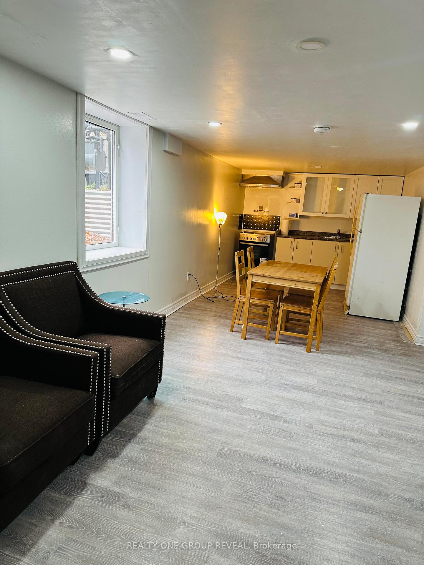 Photo 4 of Unit BSMT, 218 Rosedale Drive, Whitby, Downtown Whitby — HOMEH