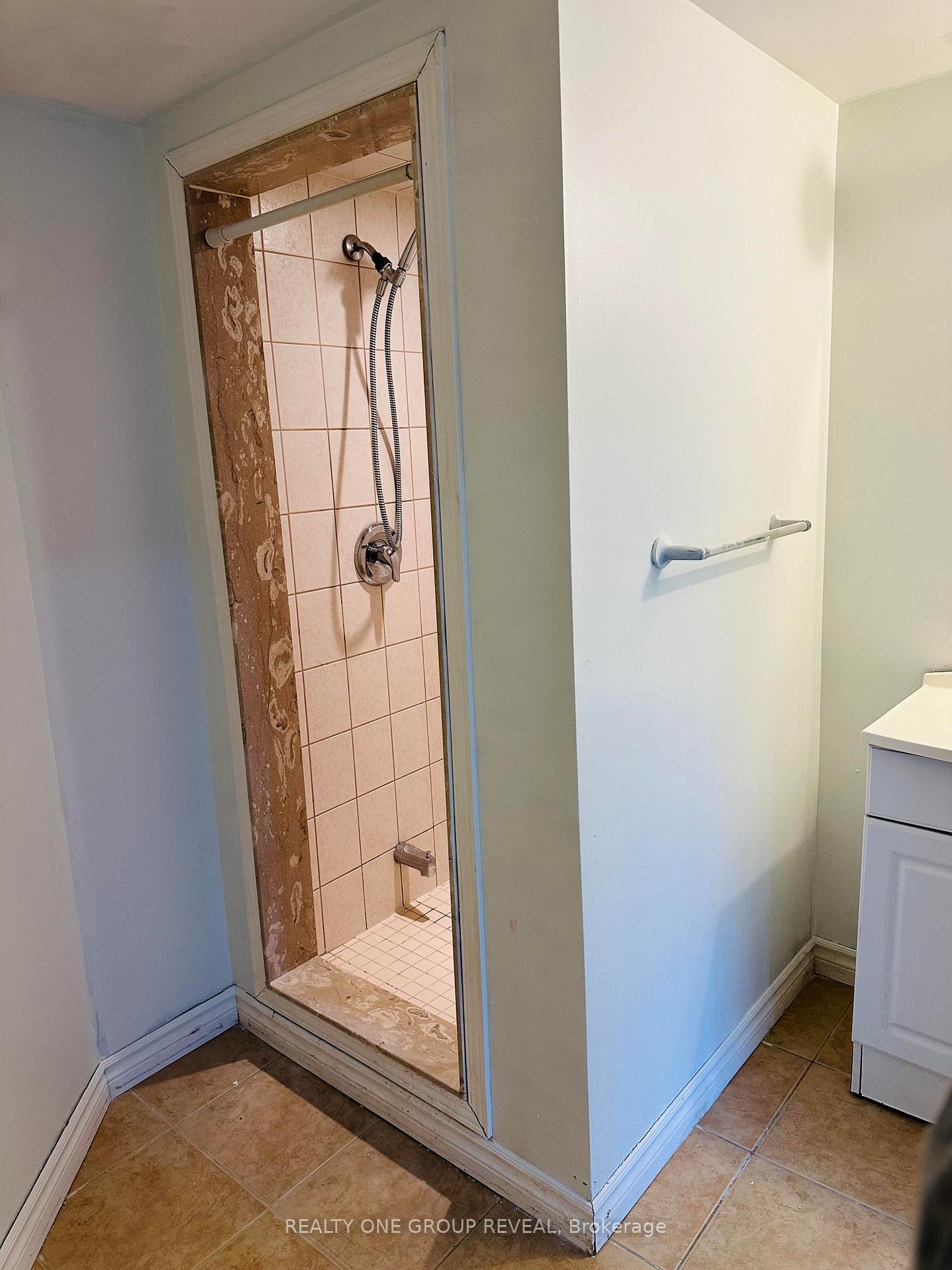 Photo 7 of Unit BSMT, 218 Rosedale Drive, Whitby, Downtown Whitby — HOMEH
