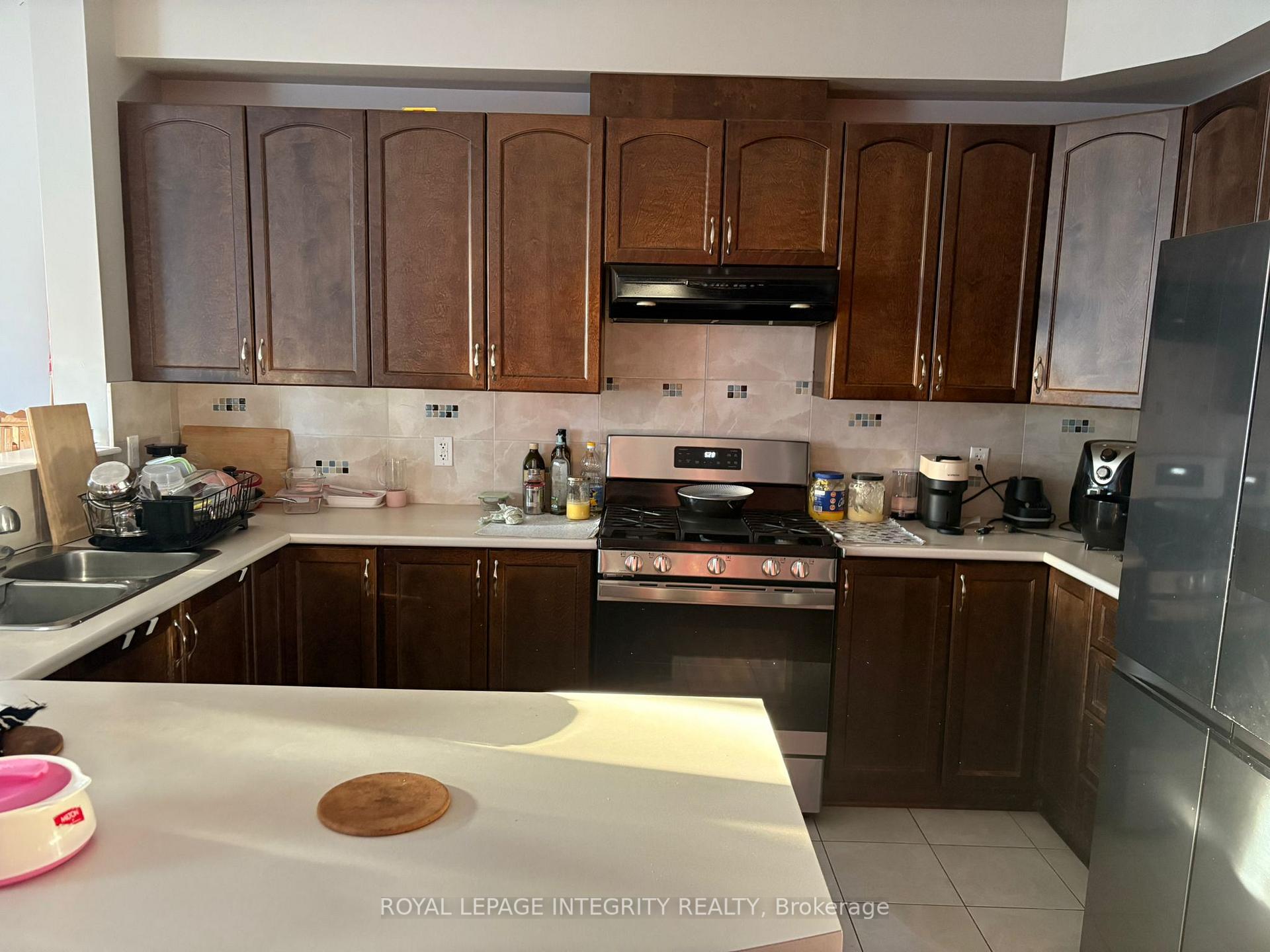 Photo 3 of 278 Broxburn Crescent, Ottawa, Barrhaven - Heritage Park — HOMEH