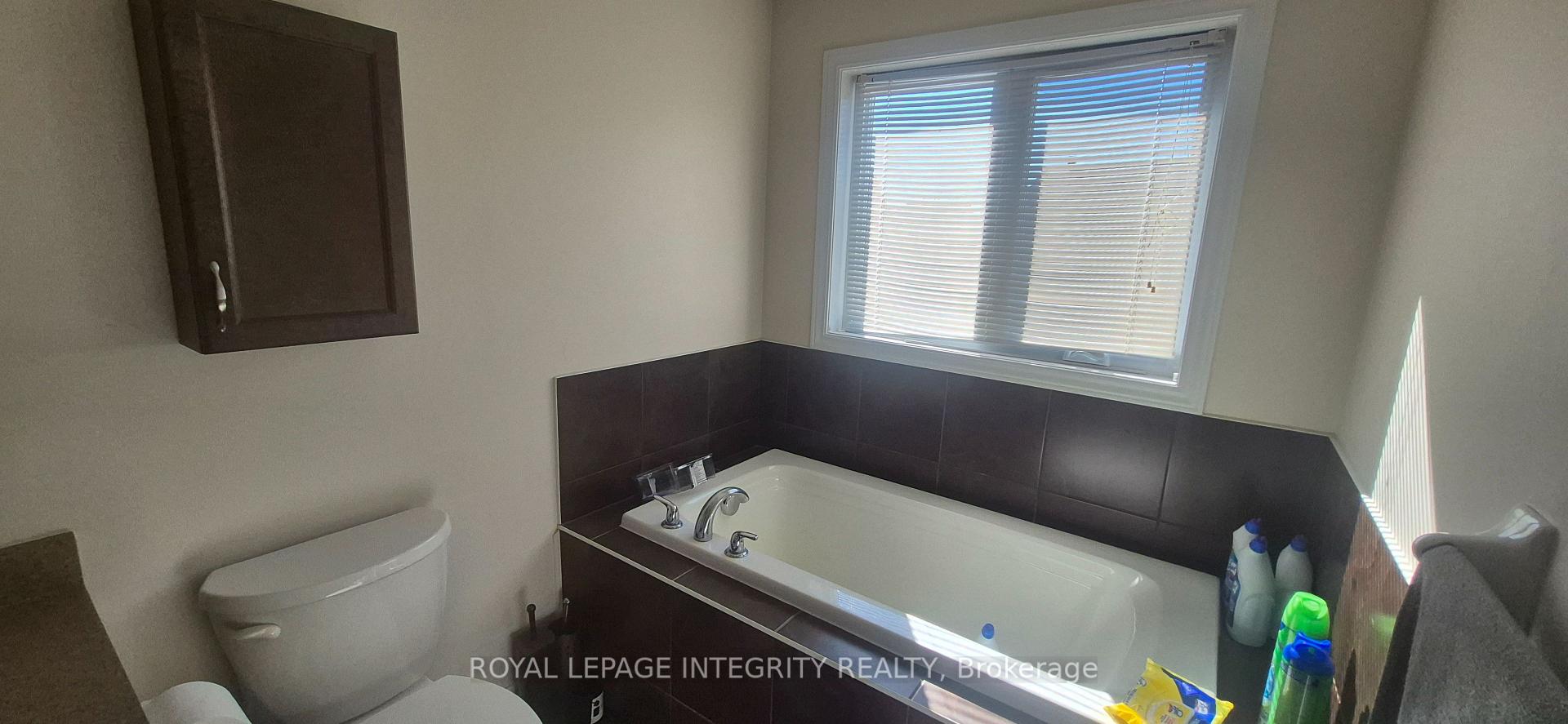 Photo 15 of 278 Broxburn Crescent, Ottawa, Barrhaven - Heritage Park — HOMEH