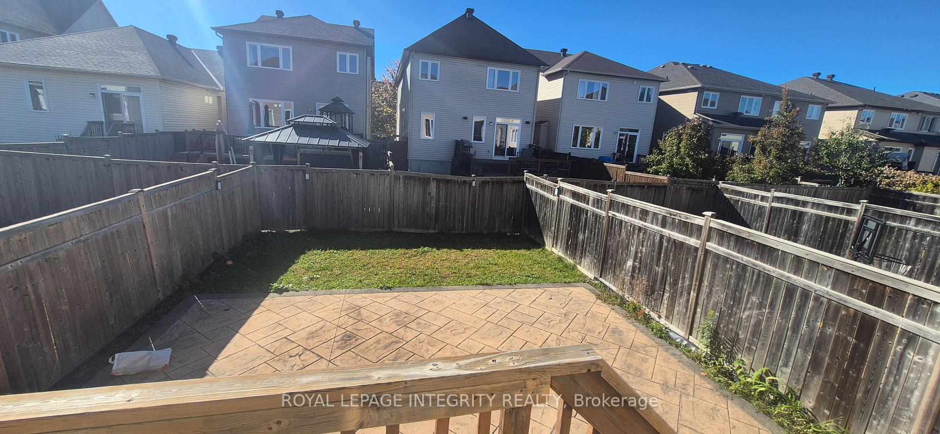 Photo 21 of 278 Broxburn Crescent, Ottawa, Barrhaven - Heritage Park — HOMEH