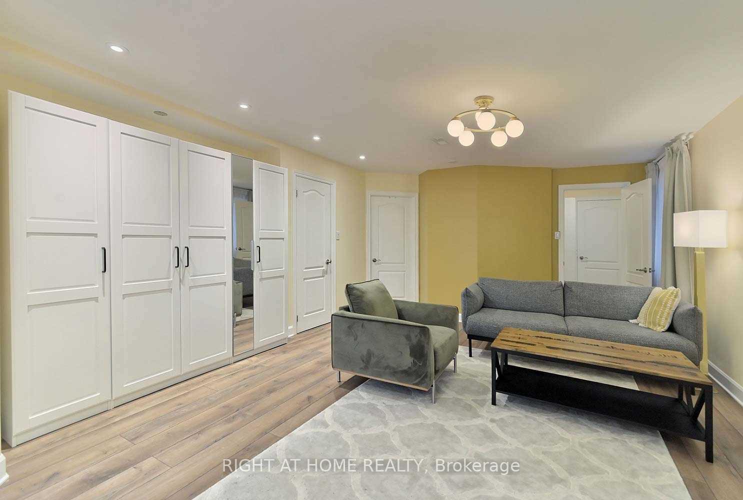 Photo 2 of Unit First Floor, 46 Sarno Street, Vaughan, Sonoma Heights — HOMEH