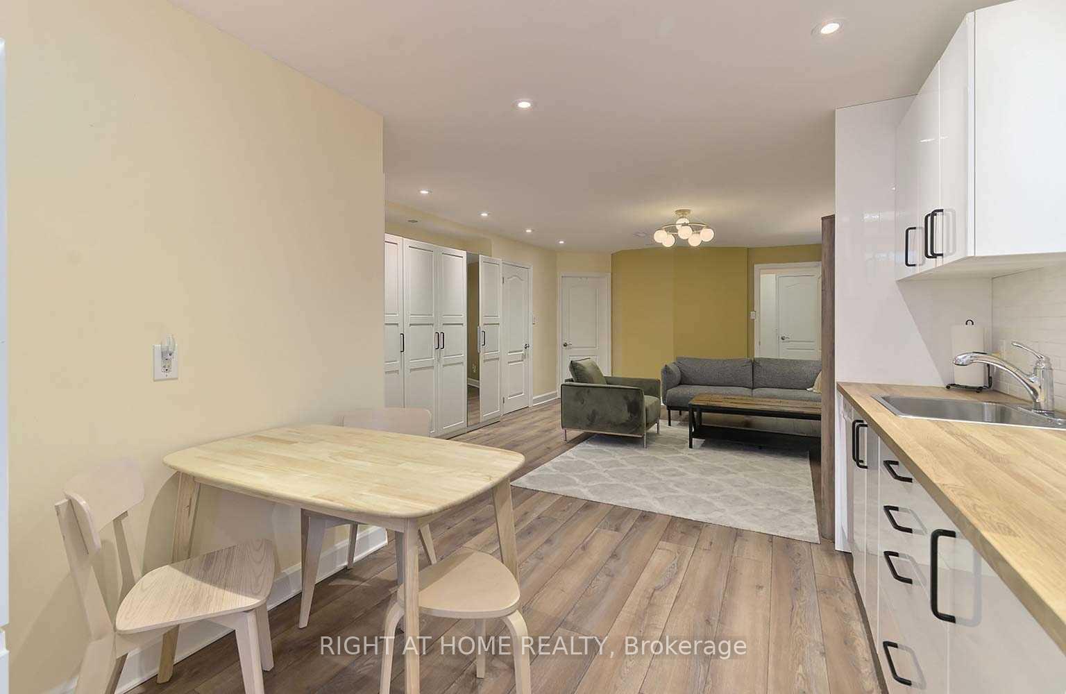Photo 5 of Unit First Floor, 46 Sarno Street, Vaughan, Sonoma Heights — HOMEH