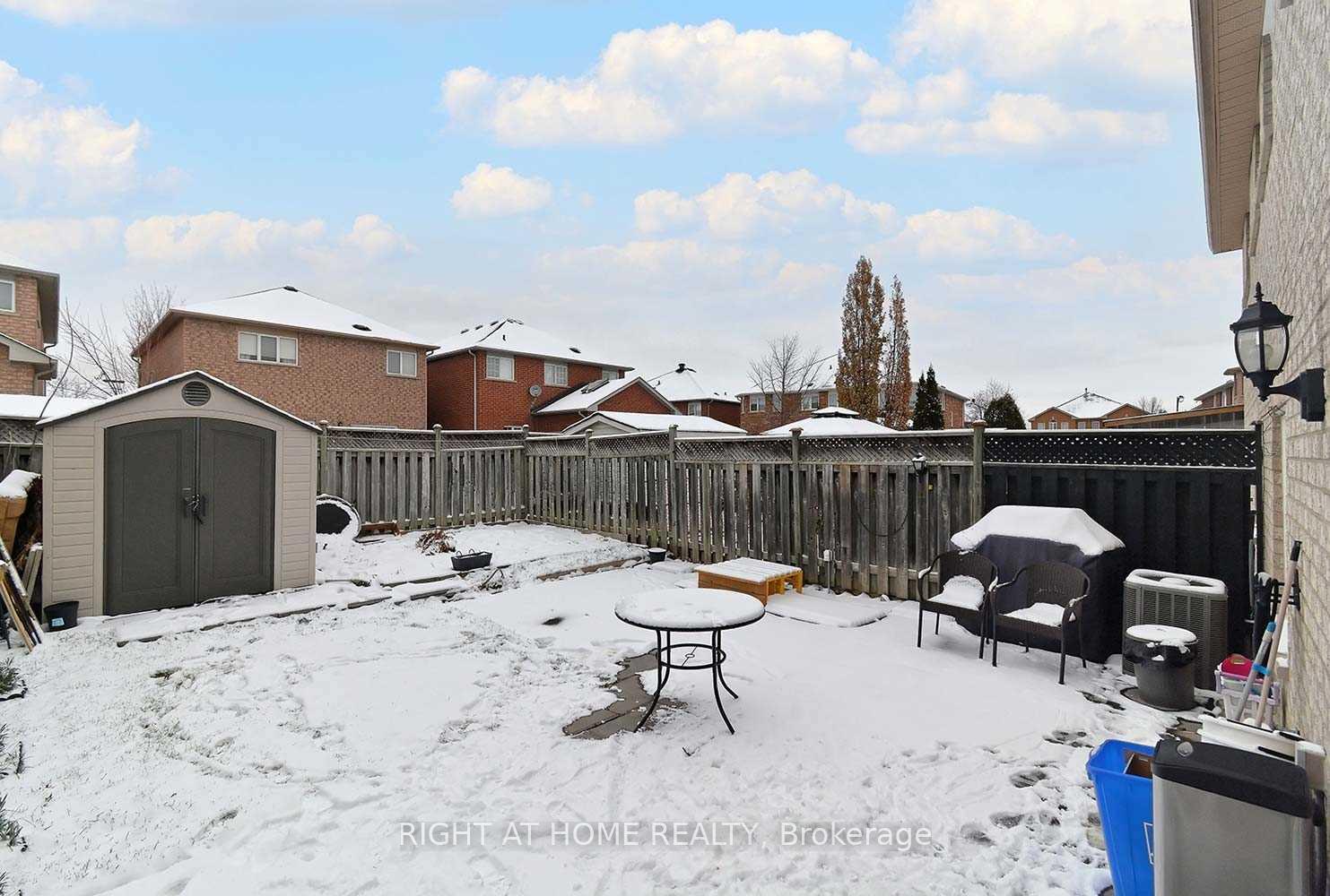 Photo 10 of Unit First Floor, 46 Sarno Street, Vaughan, Sonoma Heights — HOMEH