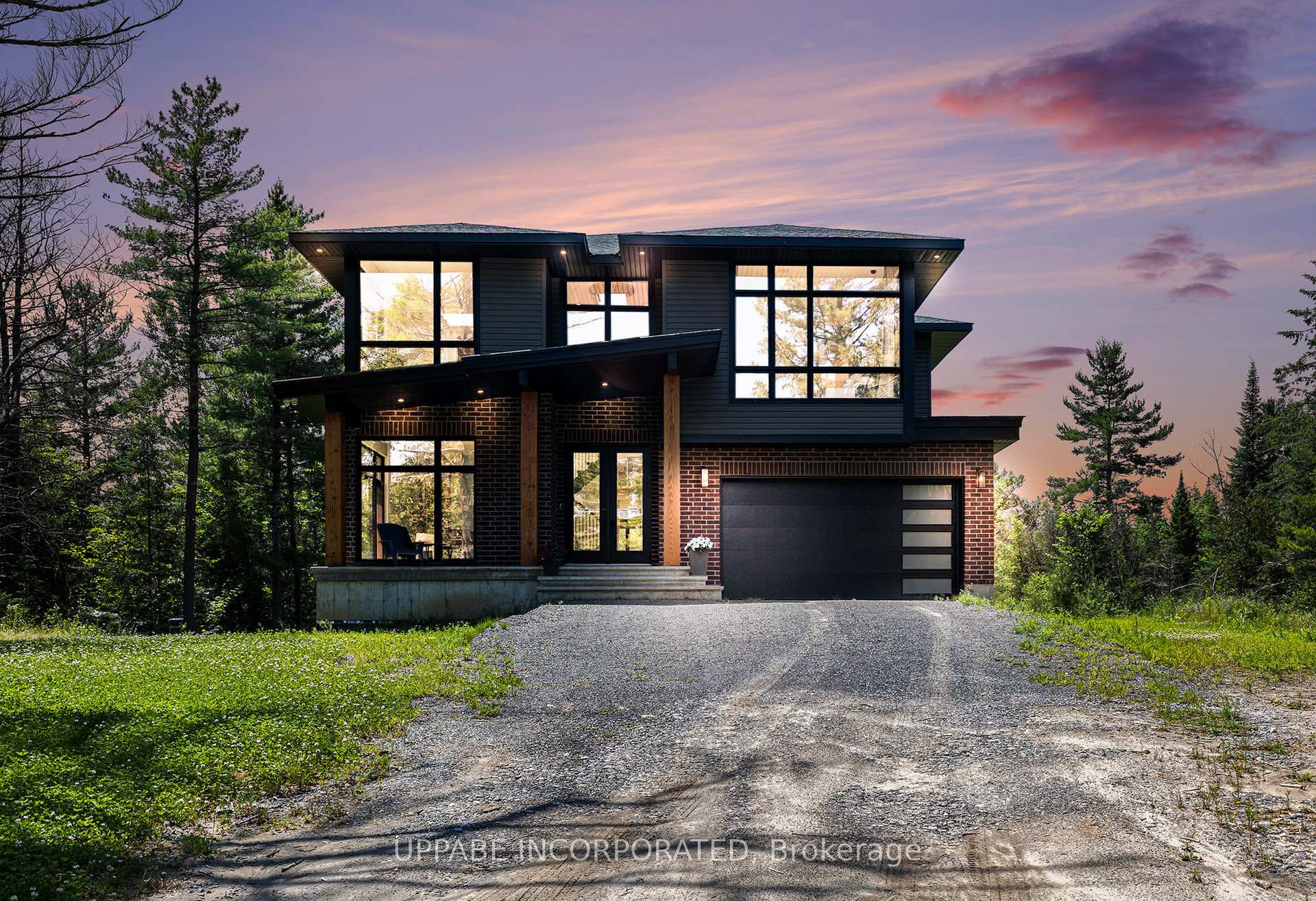 Front of 2068 Richmond Road