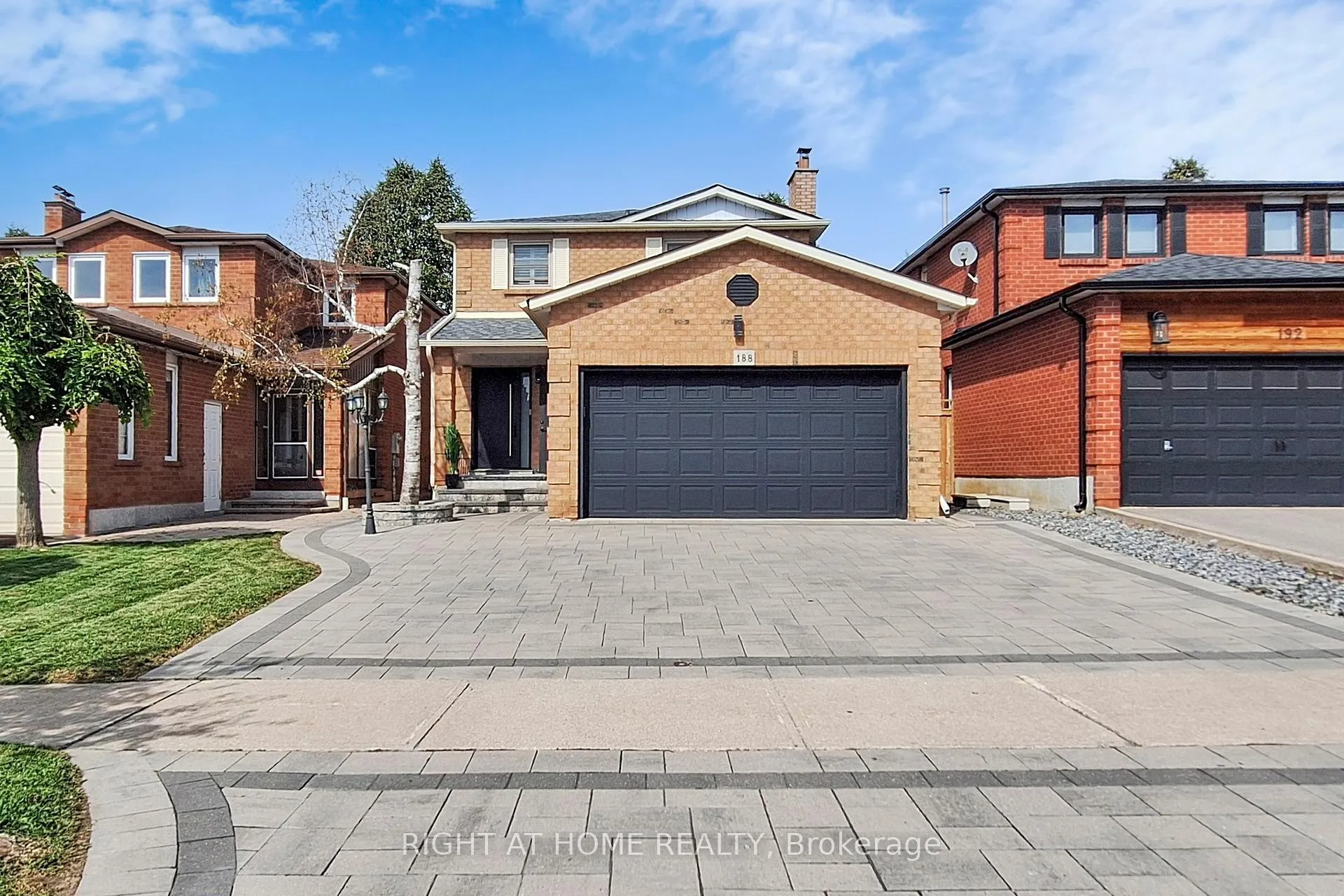 Photo 1 of 188 Oliver Lane, Vaughan, Maple — HOMEH