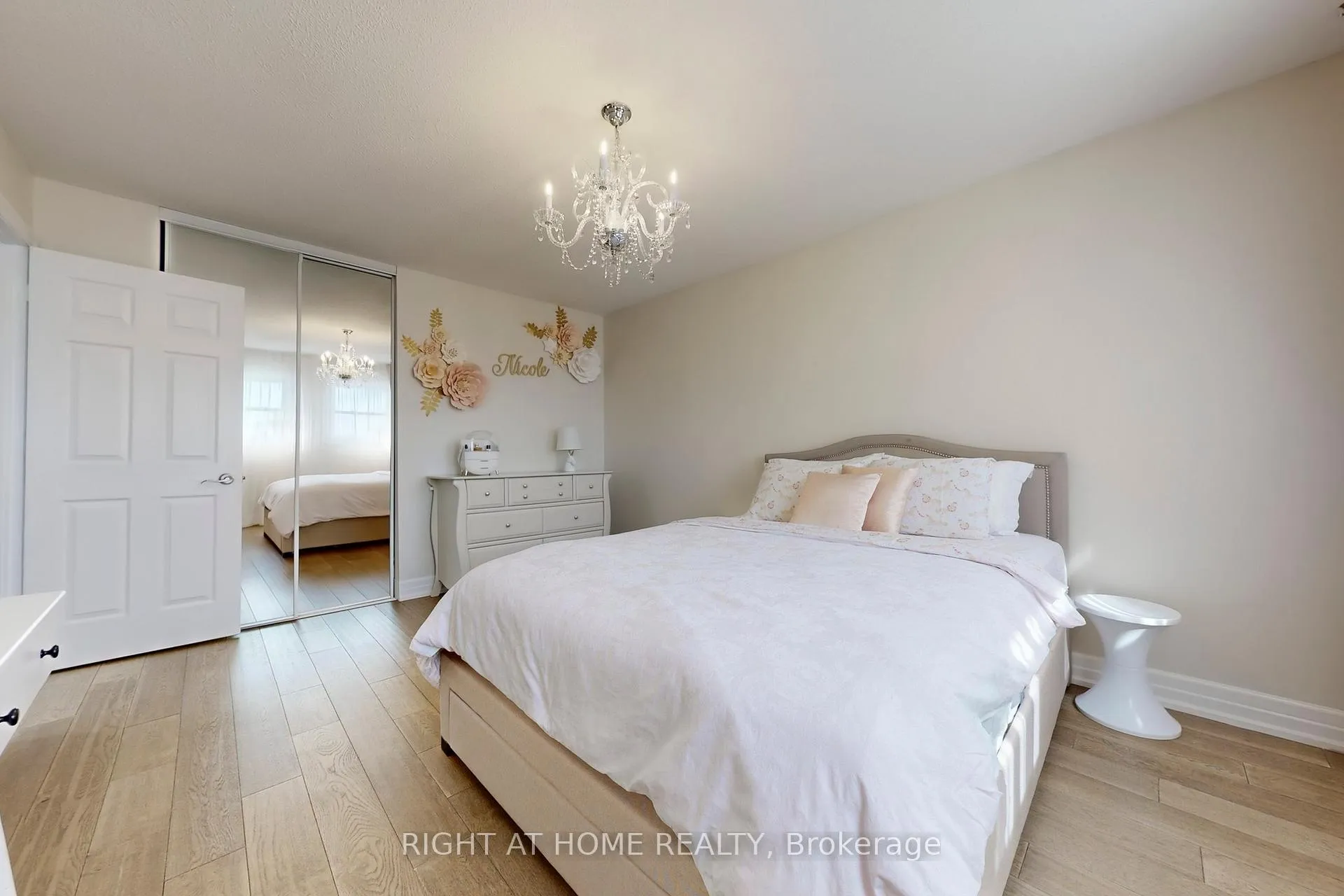 Photo 29 of 188 Oliver Lane, Vaughan, Maple — HOMEH