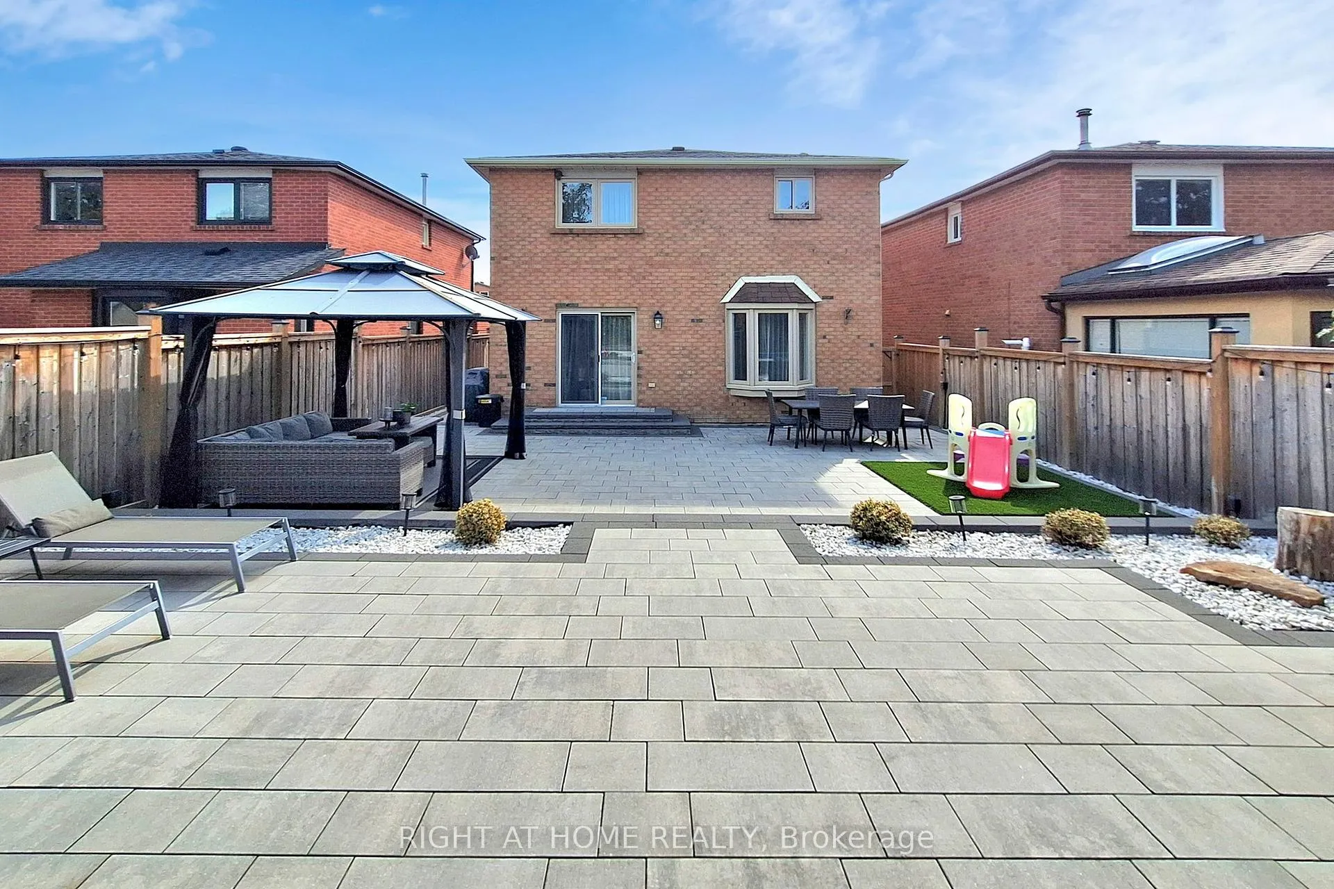Photo 41 of 188 Oliver Lane, Vaughan, Maple — HOMEH