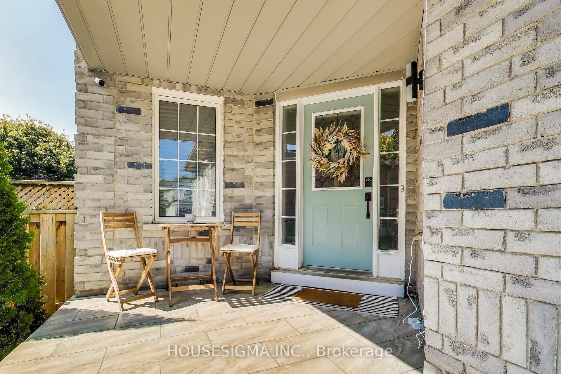 Photo 5 of 155 Cunningham Drive, Barrie, Ardagh — HOMEH