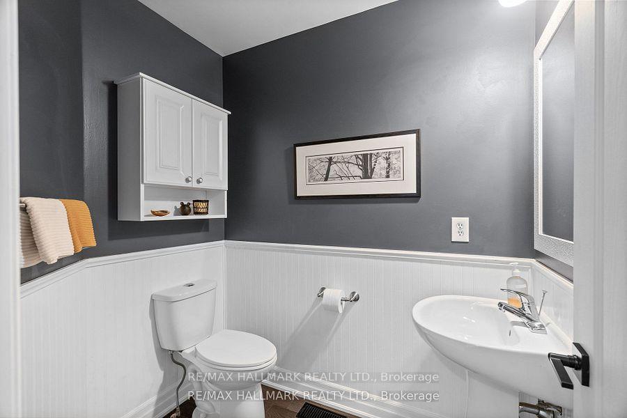Photo 16 of 83 Tunney Place, Whitby, Brooklin — HOMEH