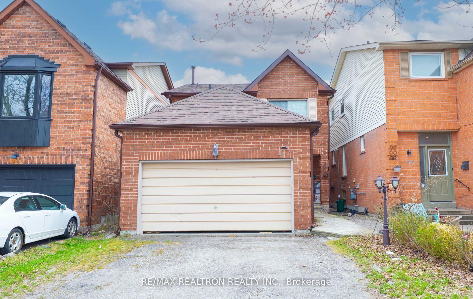 Front of 177 North Meadow Crescent
