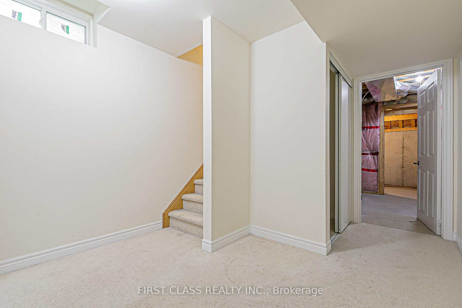 Photo 41 of 35 Kirkland Place, Whitby, Williamsburg — HOMEH