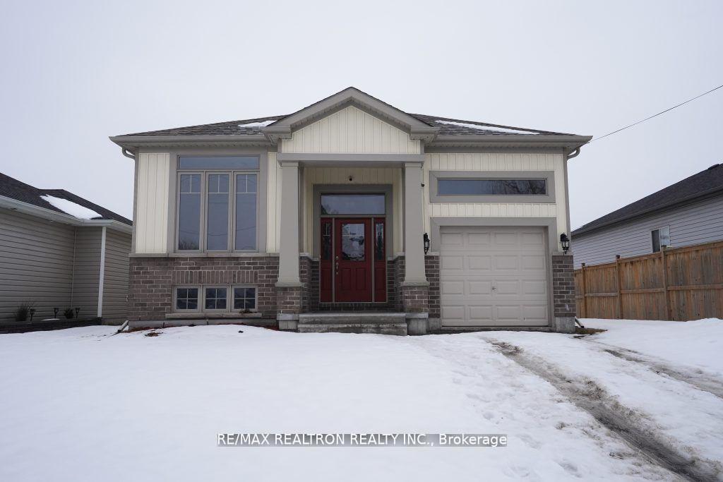 Front of 346 Cannifton Road N