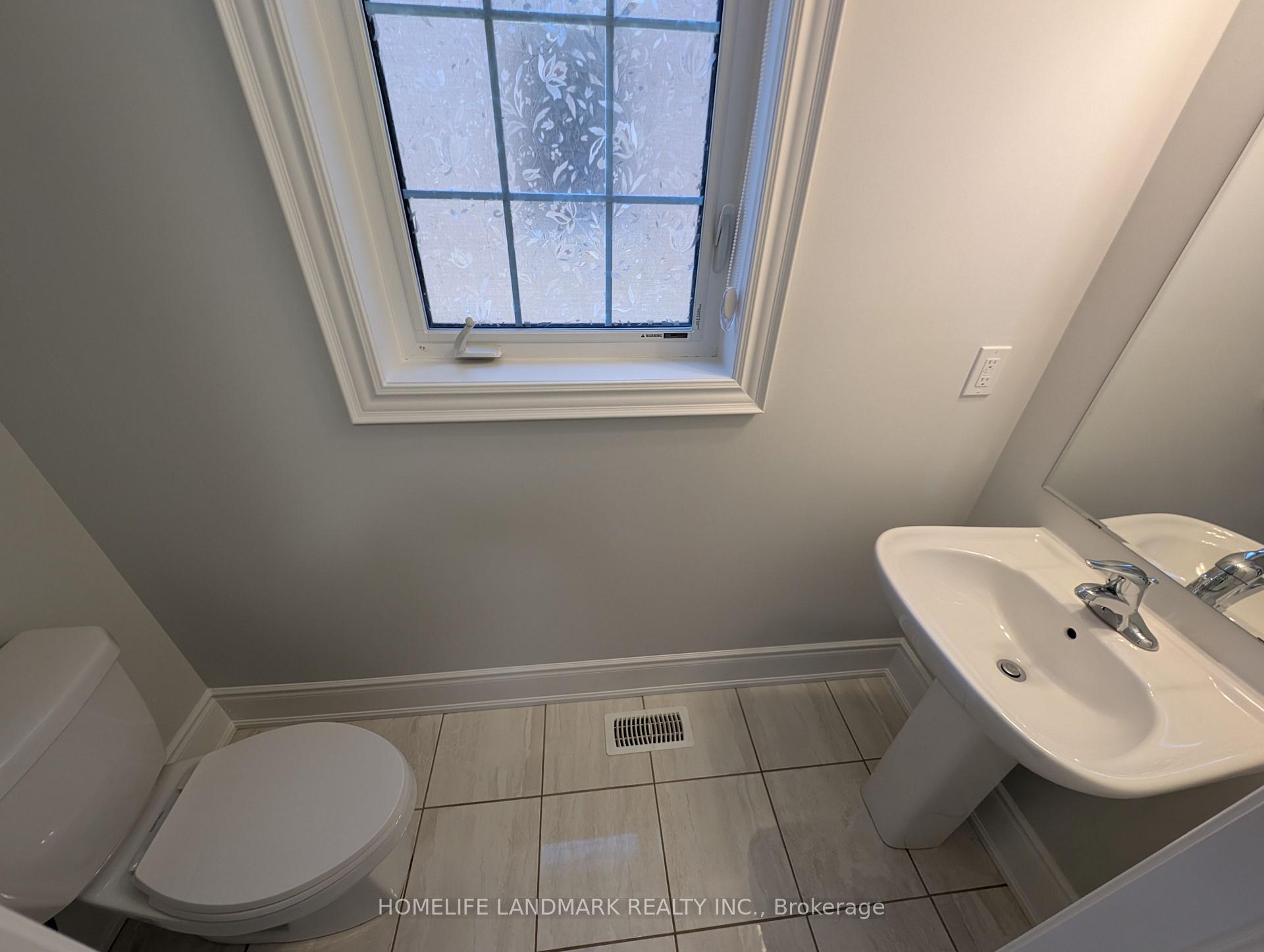Photo 12 of 189 Faust Ridge, Vaughan, Kleinburg — HOMEH