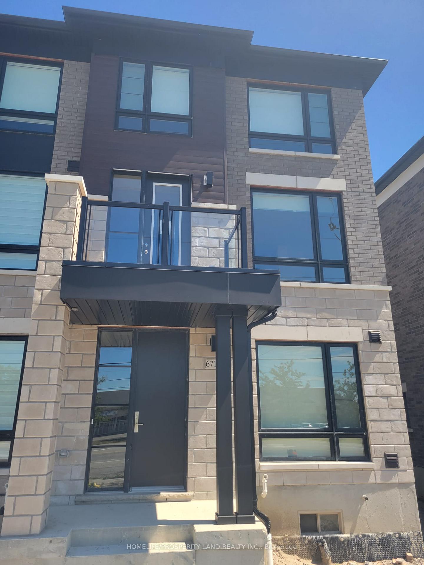 Photo 1 of 6717 Thickson Road N, Whitby, Brooklin — HOMEH