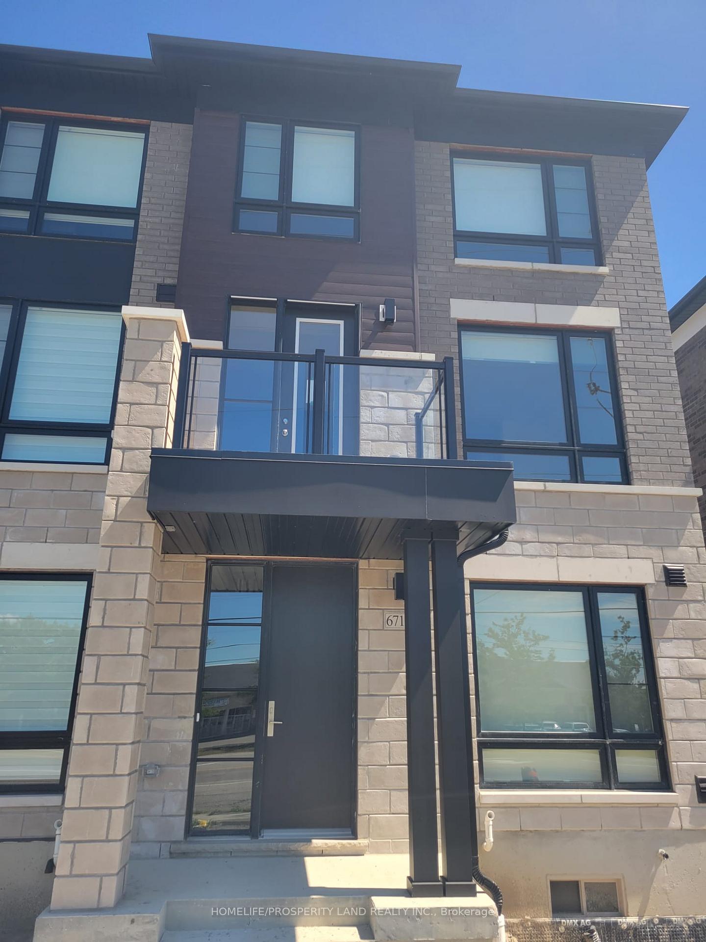 Photo 16 of 6717 Thickson Road N, Whitby, Brooklin — HOMEH