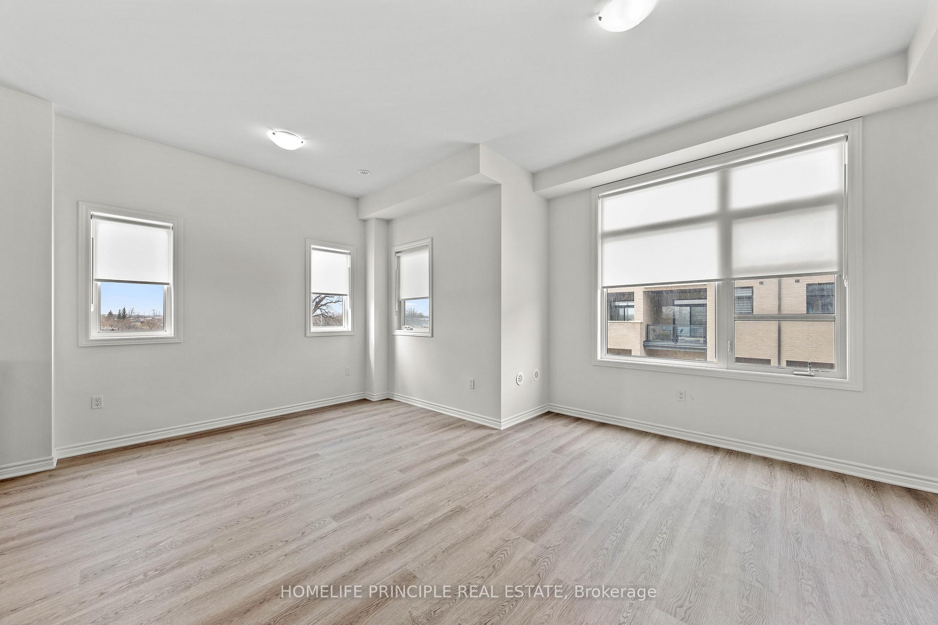 Photo 15 of 98 Inverary Crescent, Vaughan, Elder Mills — HOMEH