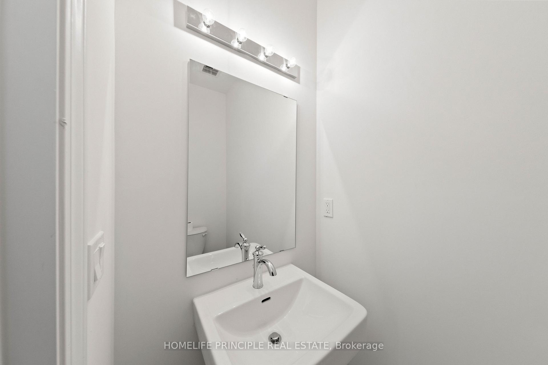 Photo 22 of 98 Inverary Crescent, Vaughan, Elder Mills — HOMEH