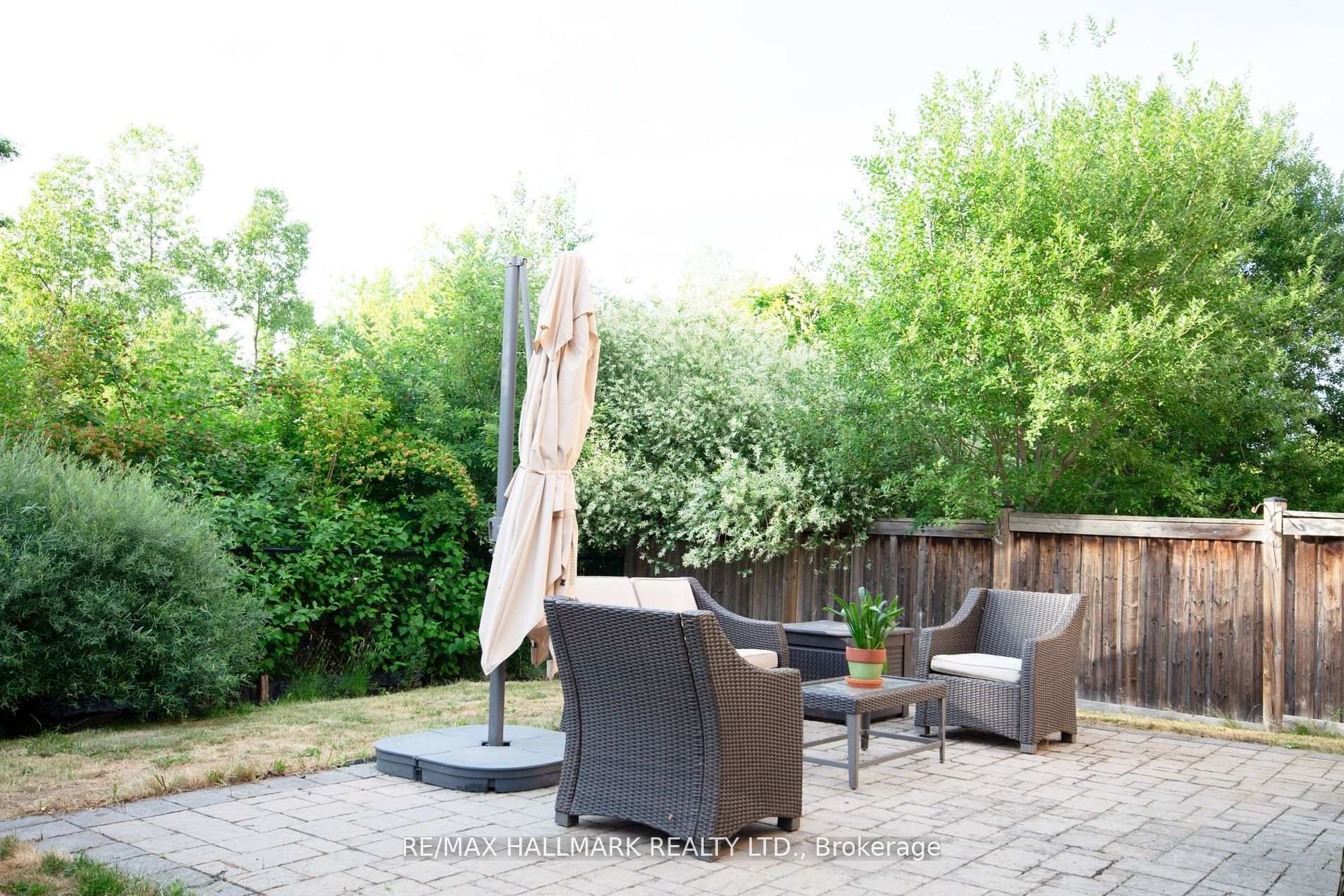 Photo 39 of 128 Wolf Creek Crescent, Vaughan, Patterson — HOMEH
