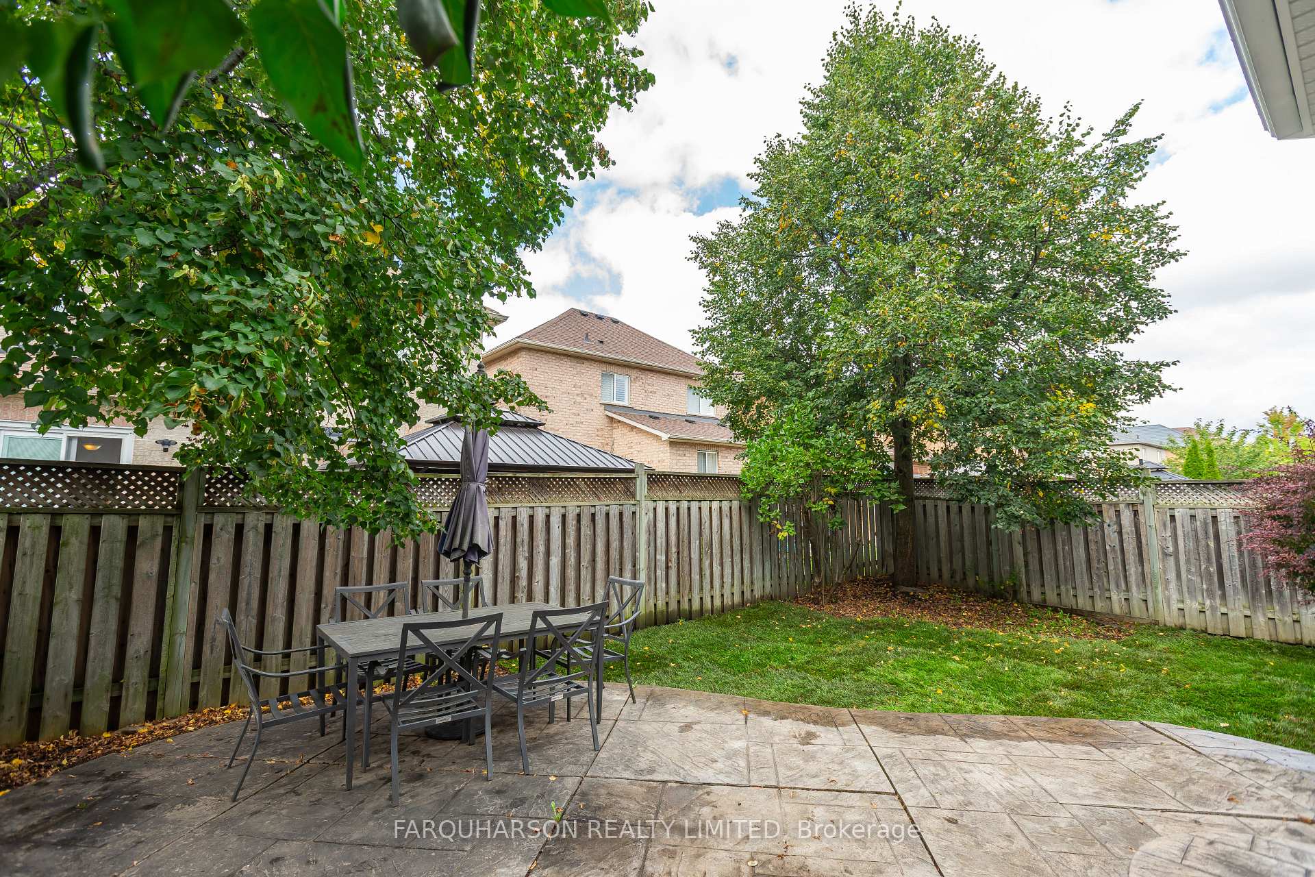 Photo 4 of 129 Fox Hound Crescent, Vaughan, Vellore Village — HOMEH