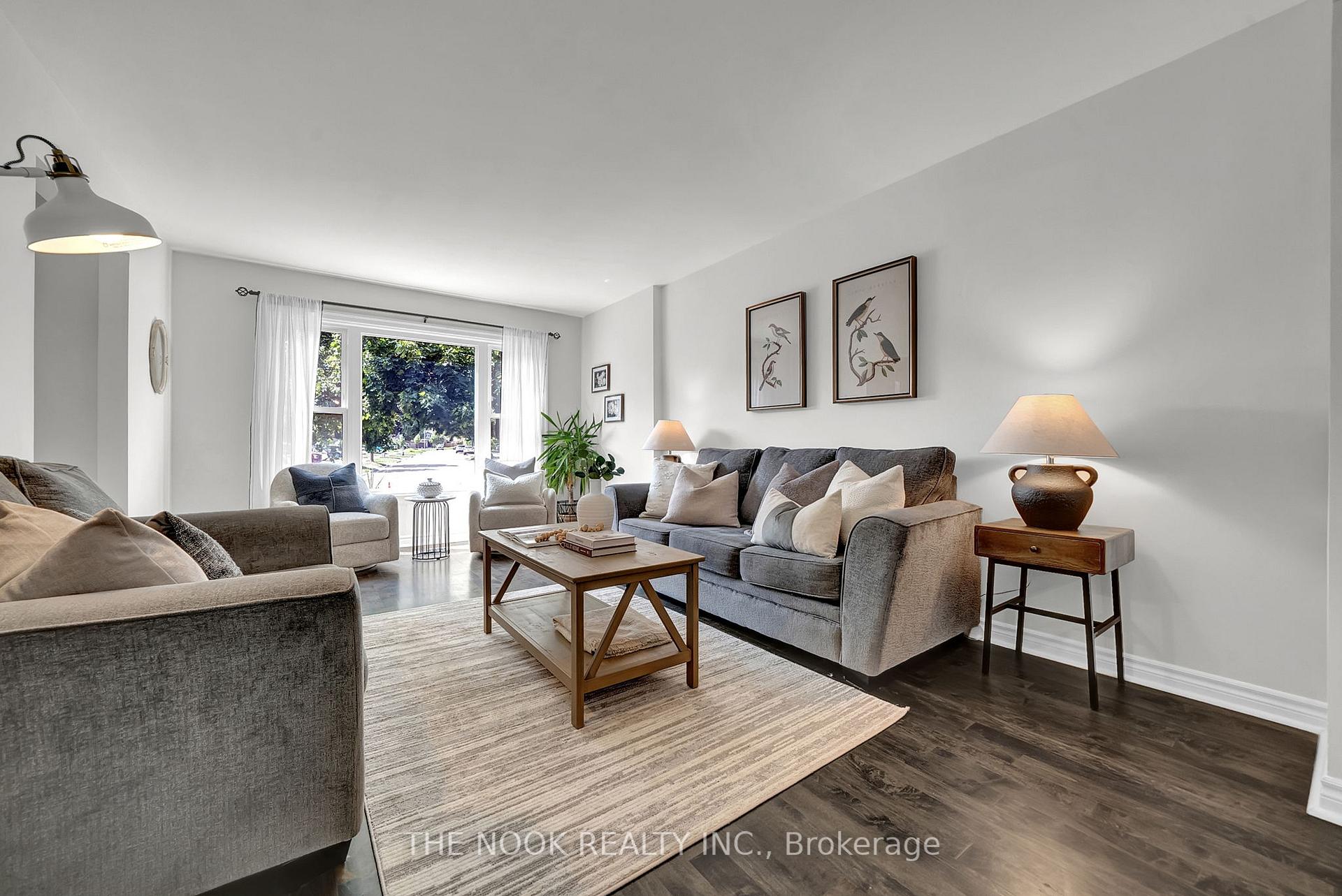 Photo 9 of 42 Robinson Crescent, Whitby, Pringle Creek — HOMEH