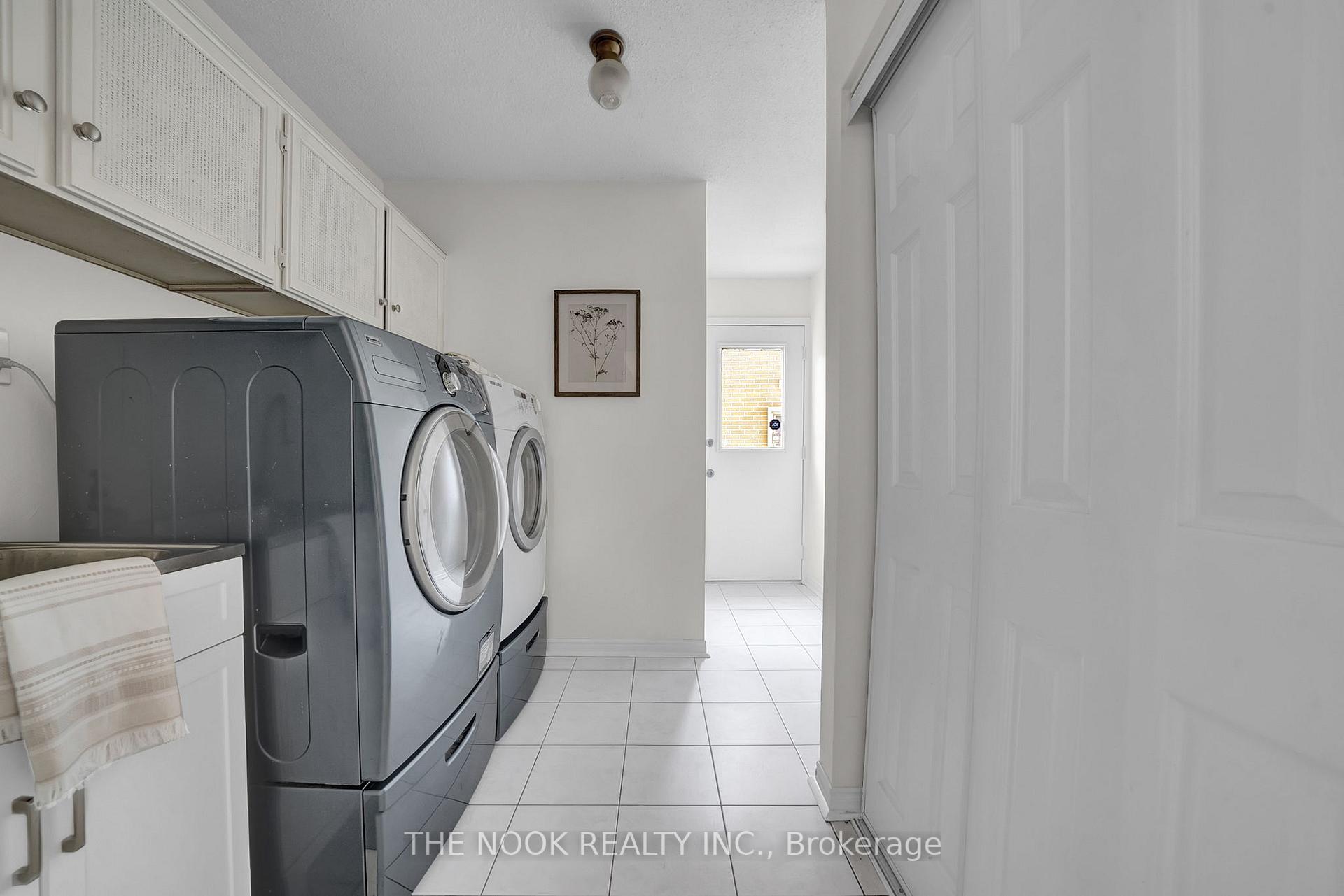 Photo 24 of 42 Robinson Crescent, Whitby, Pringle Creek — HOMEH