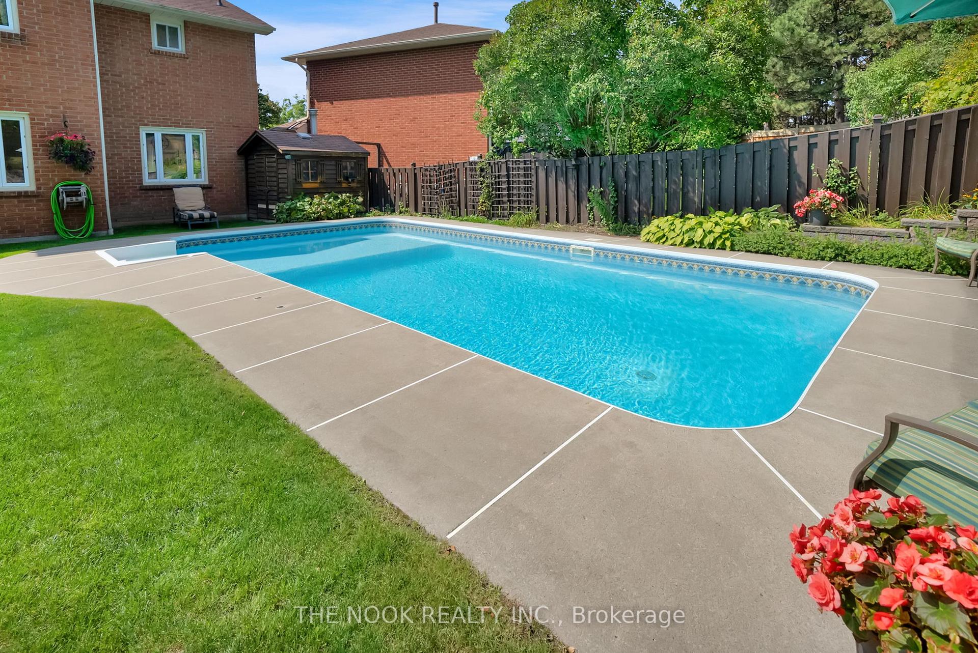 Photo 45 of 42 Robinson Crescent, Whitby, Pringle Creek — HOMEH