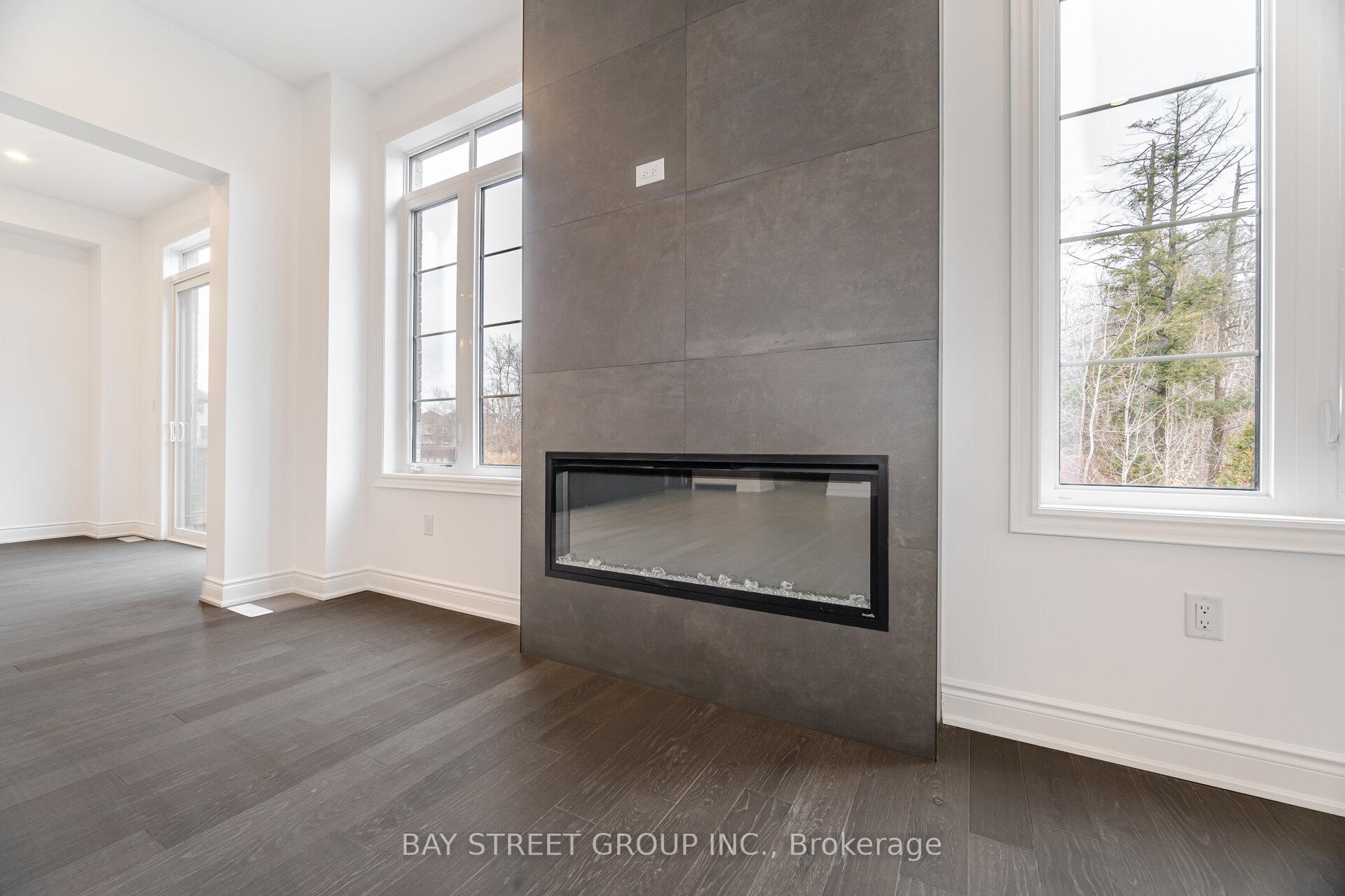 Photo 13 of 339 Mactier Drive, Vaughan, Kleinburg — HOMEH