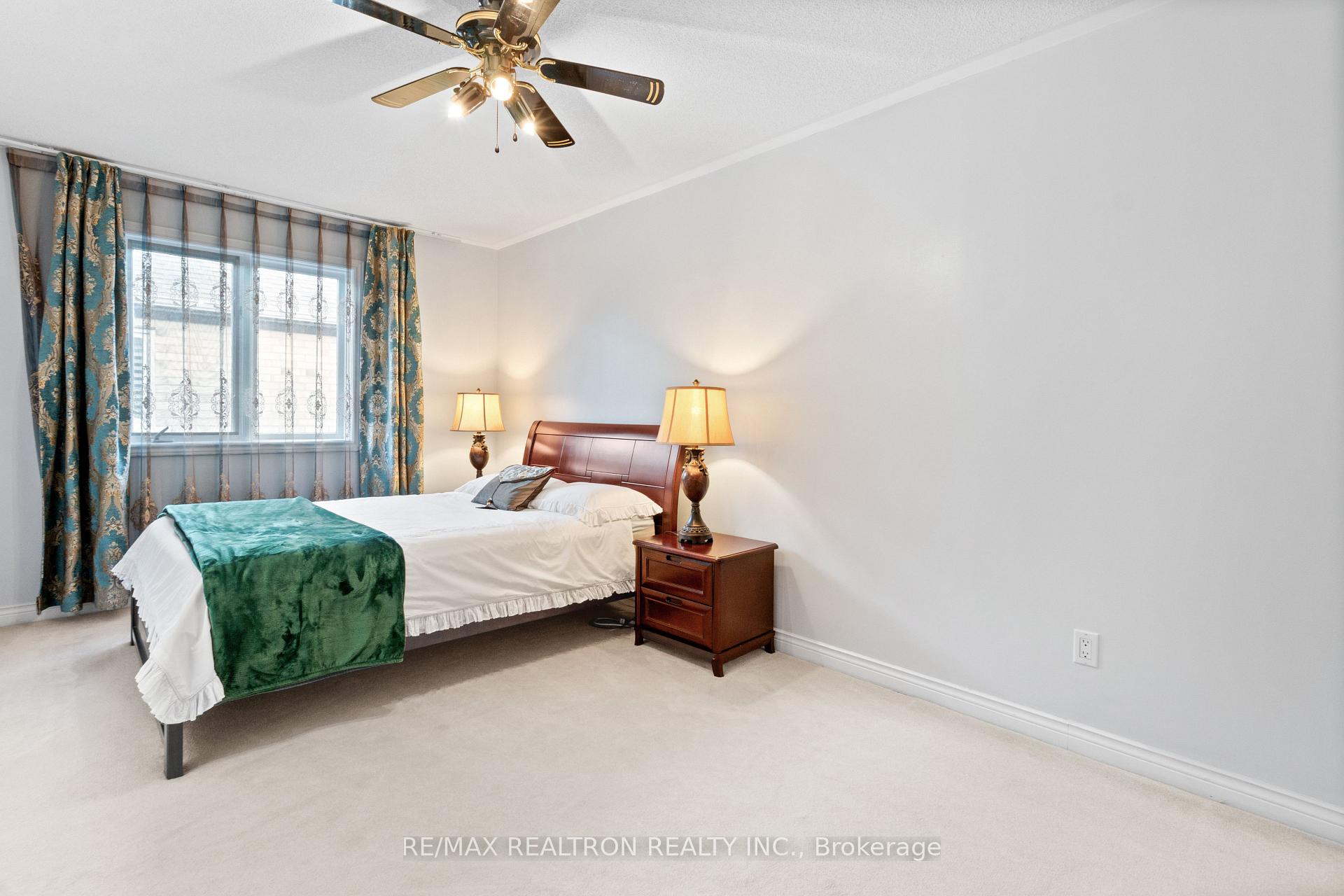 Photo 26 of 56 Sadot Court, Vaughan, Beverley Glen — HOMEH