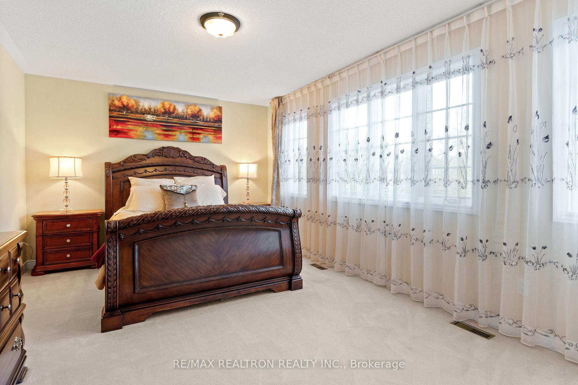 Photo 27 of 56 Sadot Court, Vaughan, Beverley Glen — HOMEH