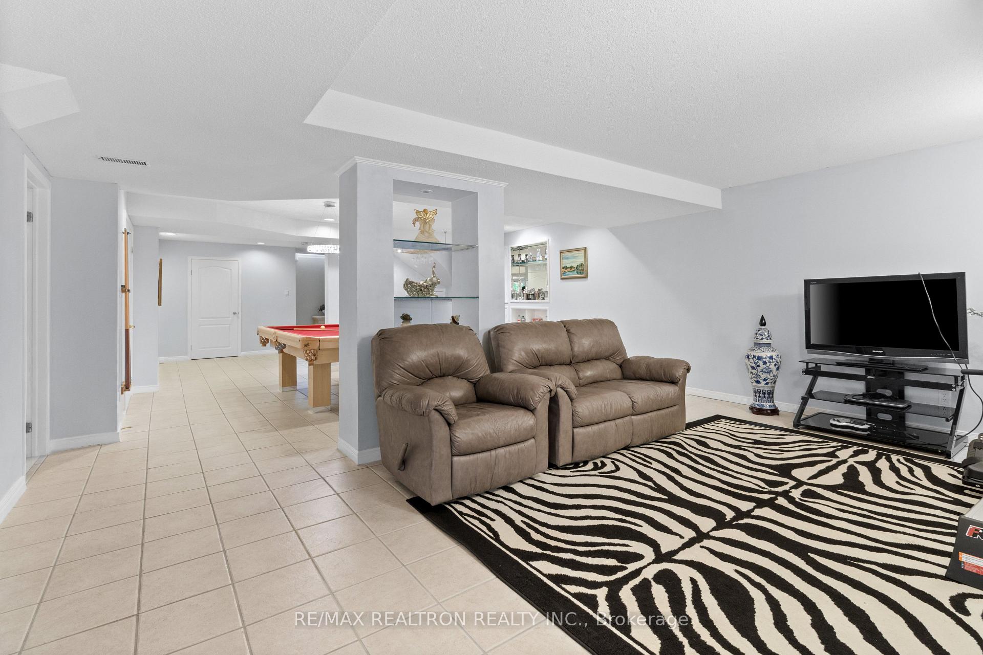 Photo 29 of 56 Sadot Court, Vaughan, Beverley Glen — HOMEH