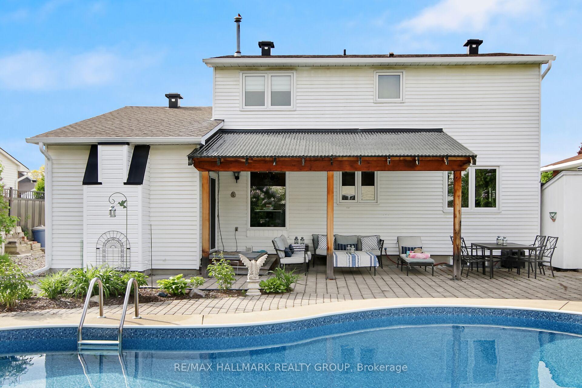 Photo 11 of 1352 Baden Avenue, Ottawa, Emerald Woods/Sawmill Creek — HOMEH