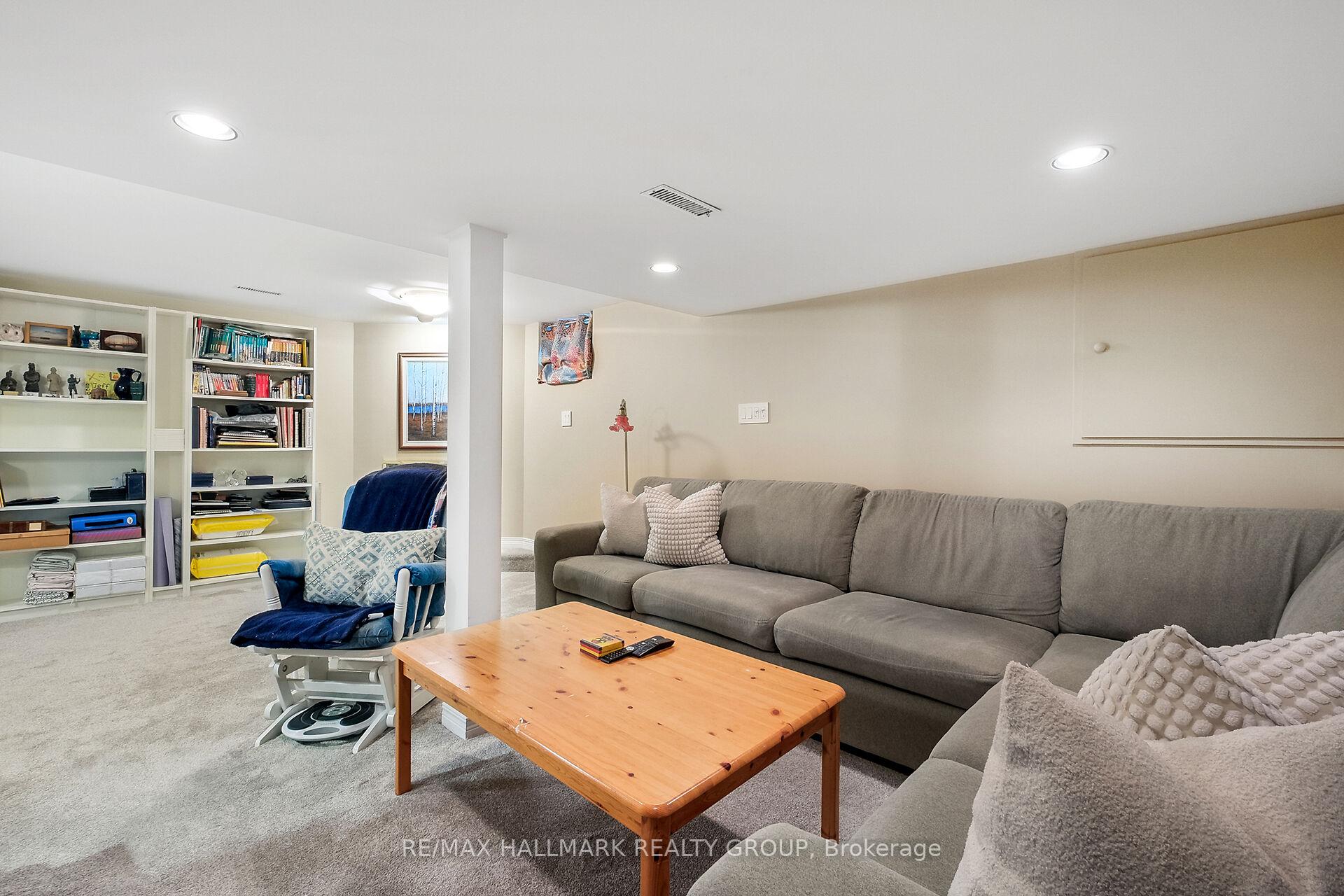 Photo 36 of 1352 Baden Avenue, Ottawa, Emerald Woods/Sawmill Creek — HOMEH