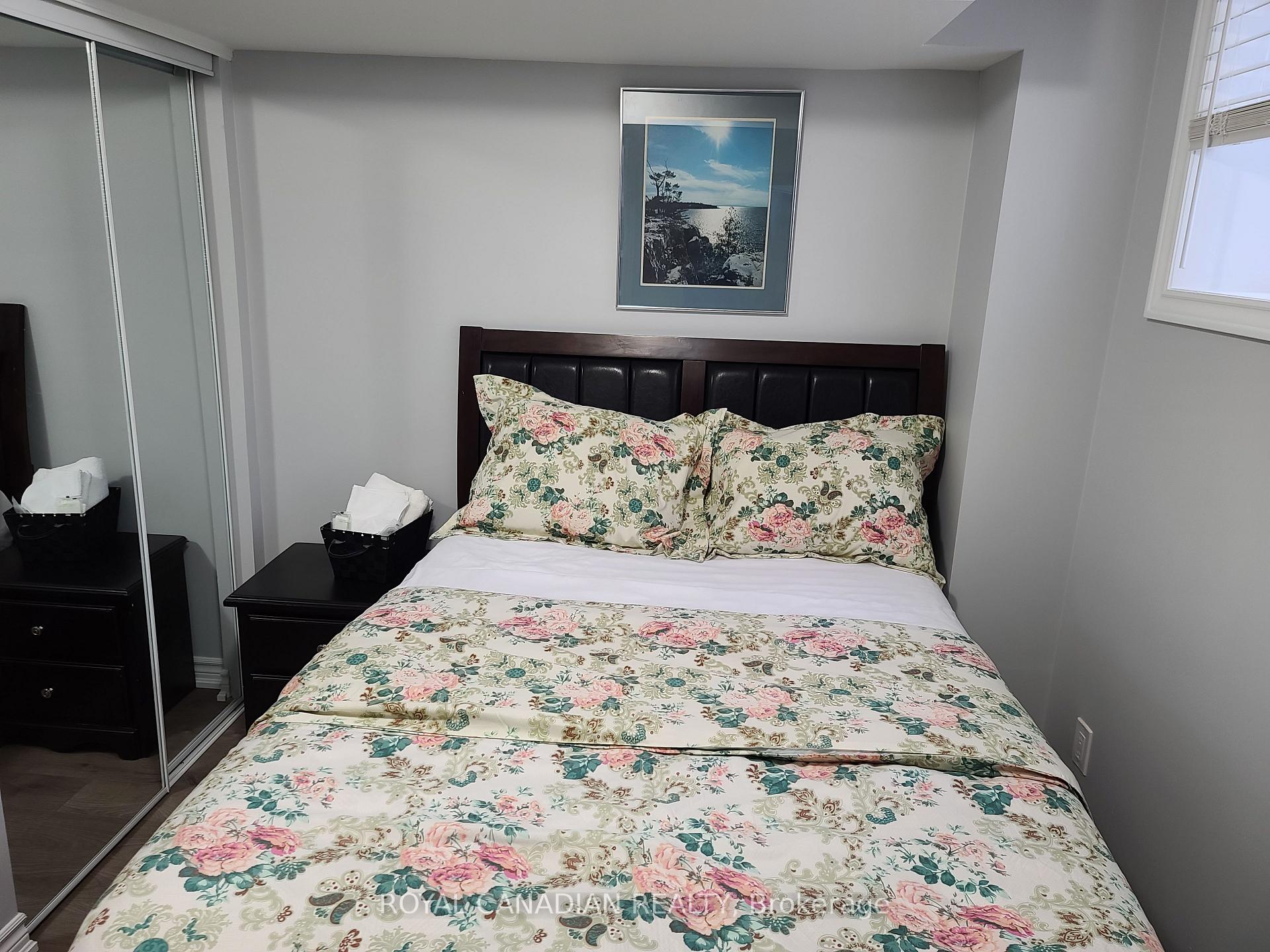 Photo 16 of 22 Bach Avenue N, Whitby, Rolling Acres — HOMEH