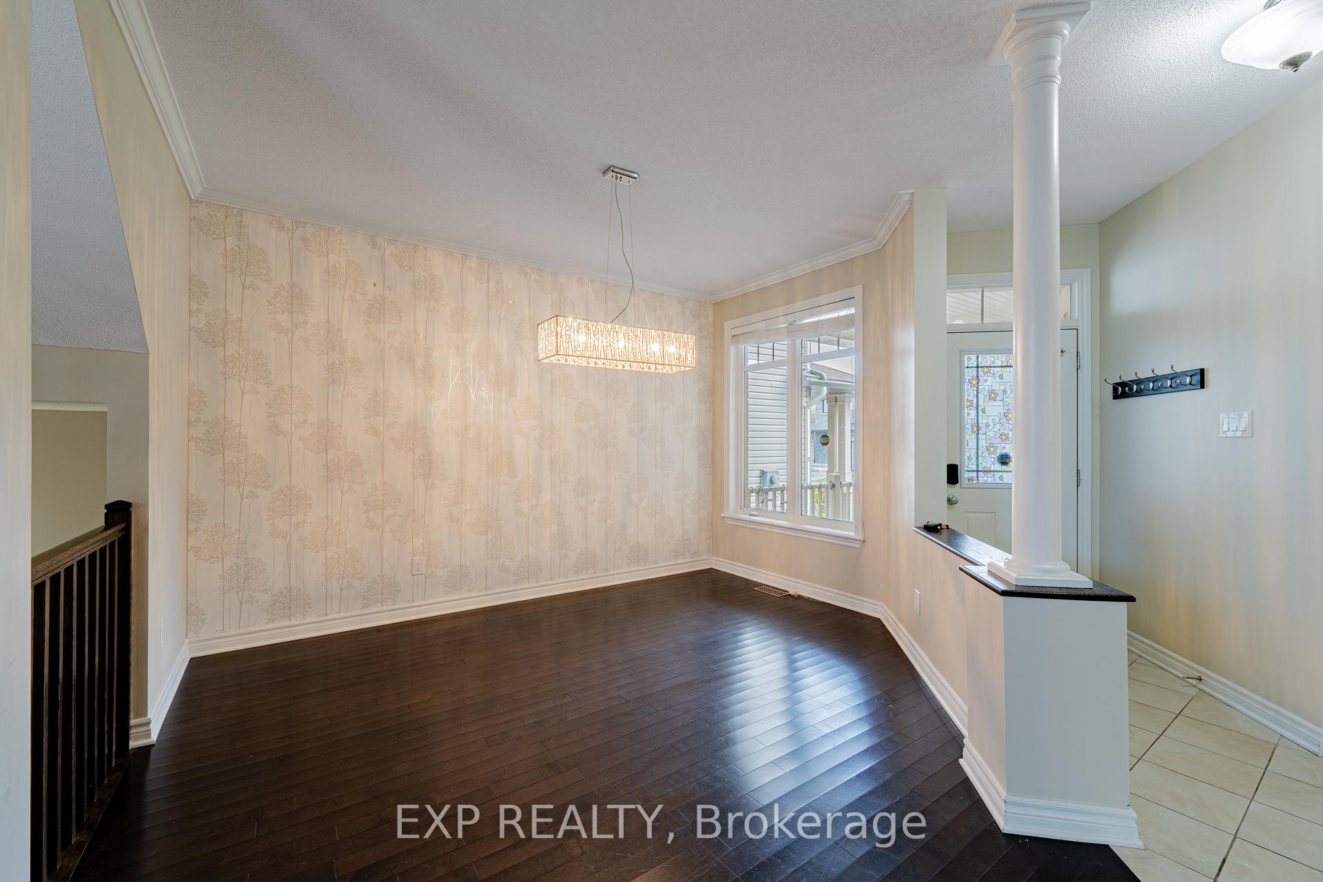 Photo 4 of 203 Mareth Way, Ottawa, Riverside South/Gloucester Glen — HOMEH