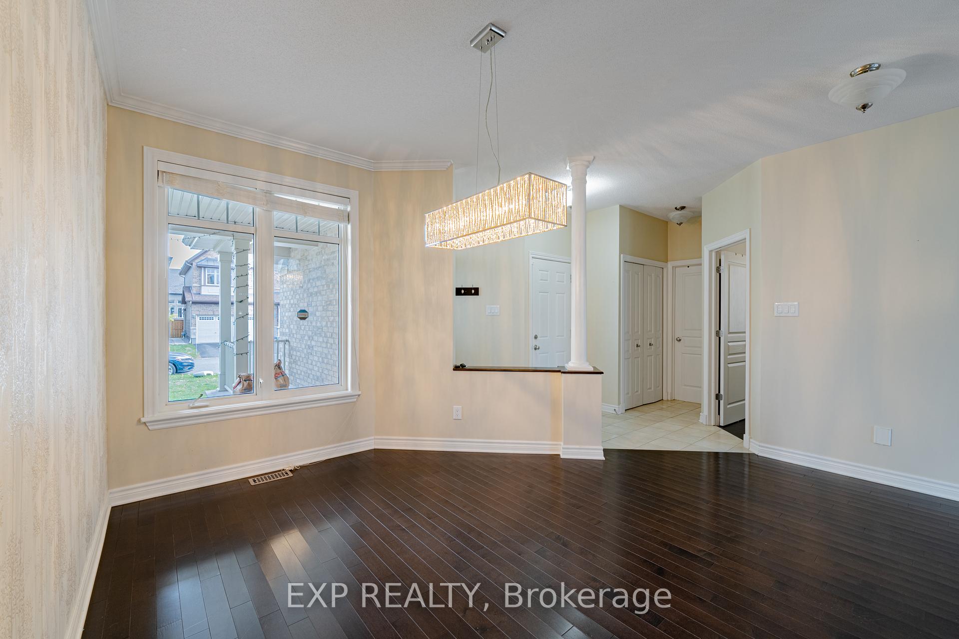 Photo 5 of 203 Mareth Way, Ottawa, Riverside South/Gloucester Glen — HOMEH