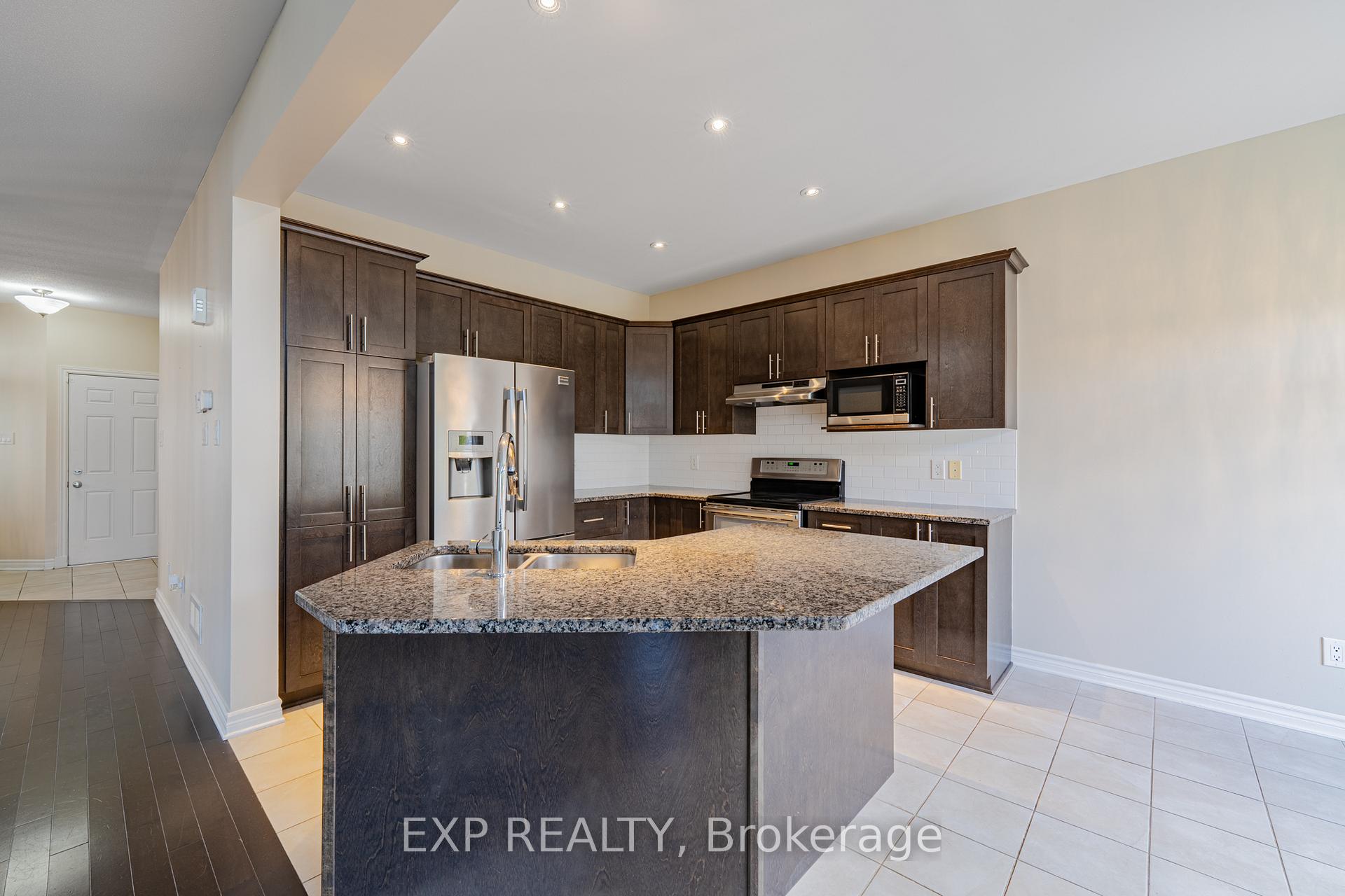 Photo 17 of 203 Mareth Way, Ottawa, Riverside South/Gloucester Glen — HOMEH