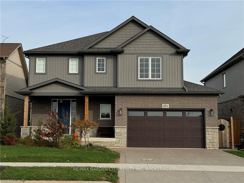 Front of 271 Memorial Park Dr