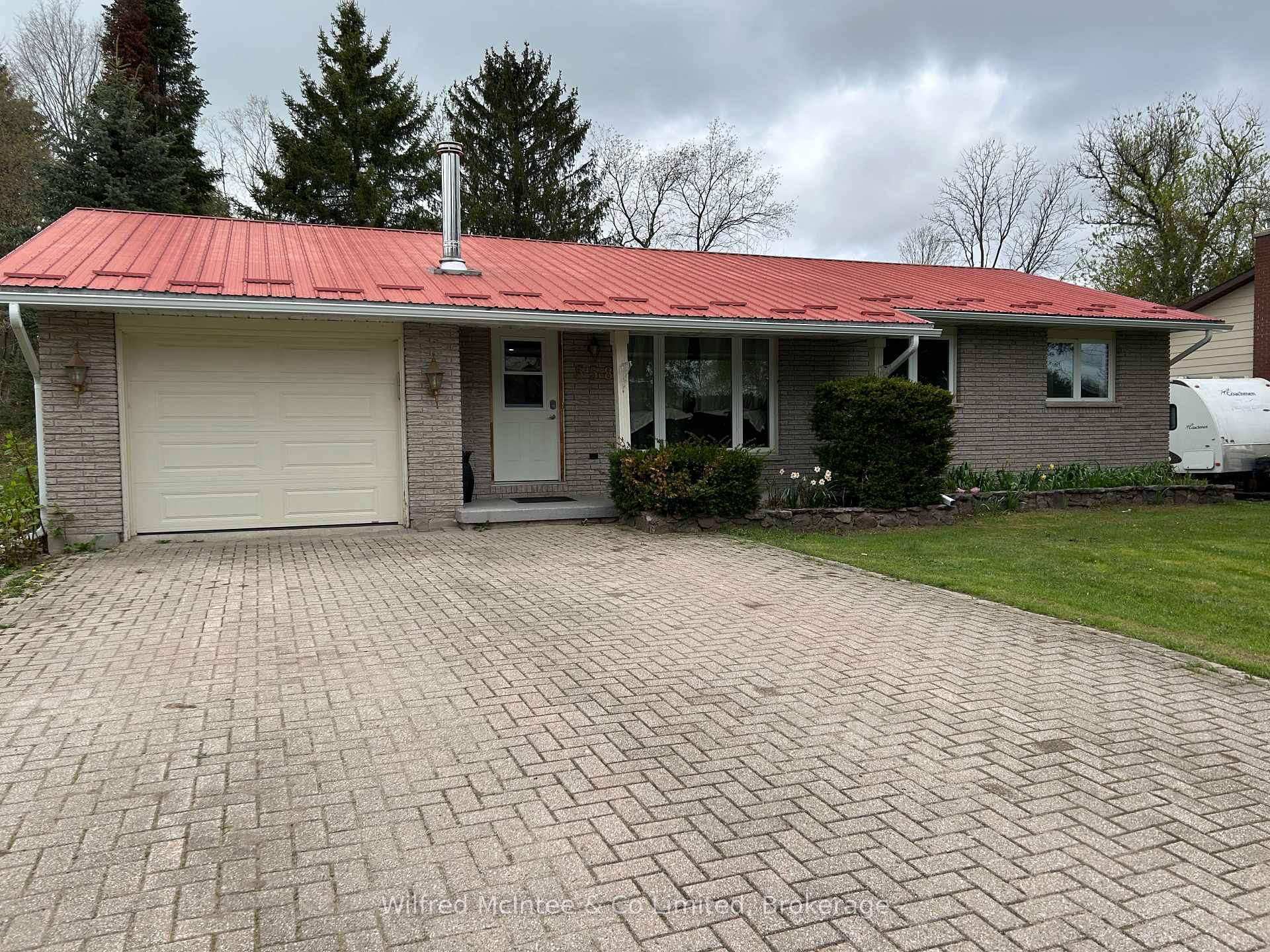 Photo 2 of 558 Queen Street N, Arran-Elderslie — HOMEH